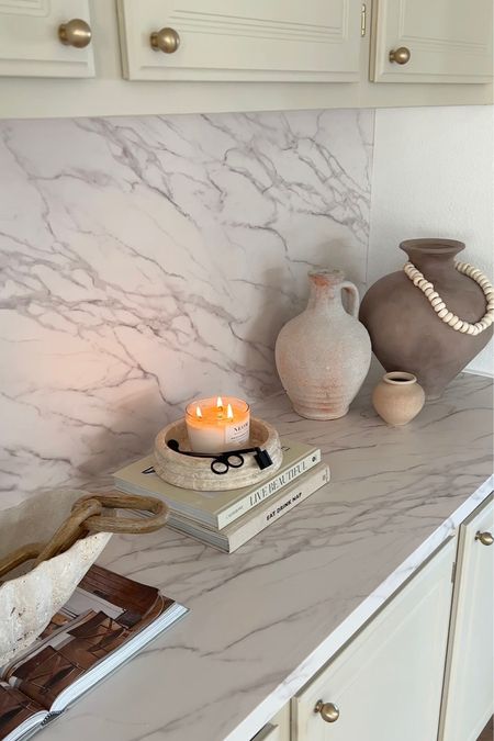The most realistic contact paper 😍

We used a matte marble contact paper, beautiful (and affordable) gold knobs & Sherwin Williams paint in the shade "Sandbar" to create this look!

Linking everything for you here 🤍

#LTKhome #LTKstyletip #LTKfindsunder50