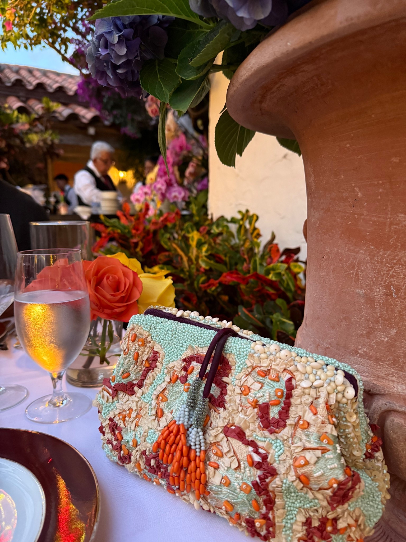 Love this beaded clutch for summer! Such a cute statement bag for vacation and holds SOshe'll clap 


Accessories
Dinner outfit 
Date night 
Beaded bag 

#LTKStyleTip #LTKItBag #LTKFindsUnder100