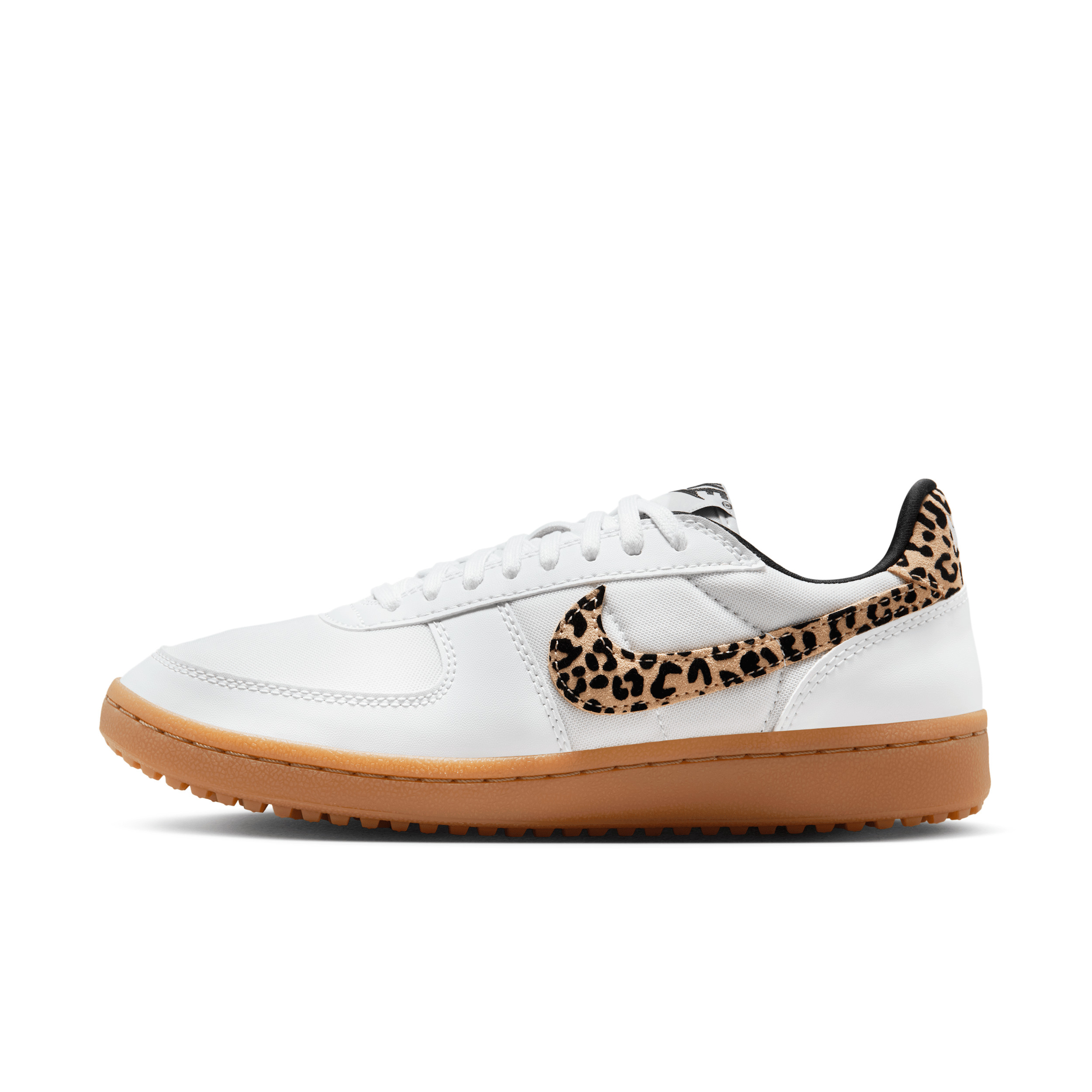 Nike Women's Field General SE Shoes in White | IF1742-100 | Nike (US)