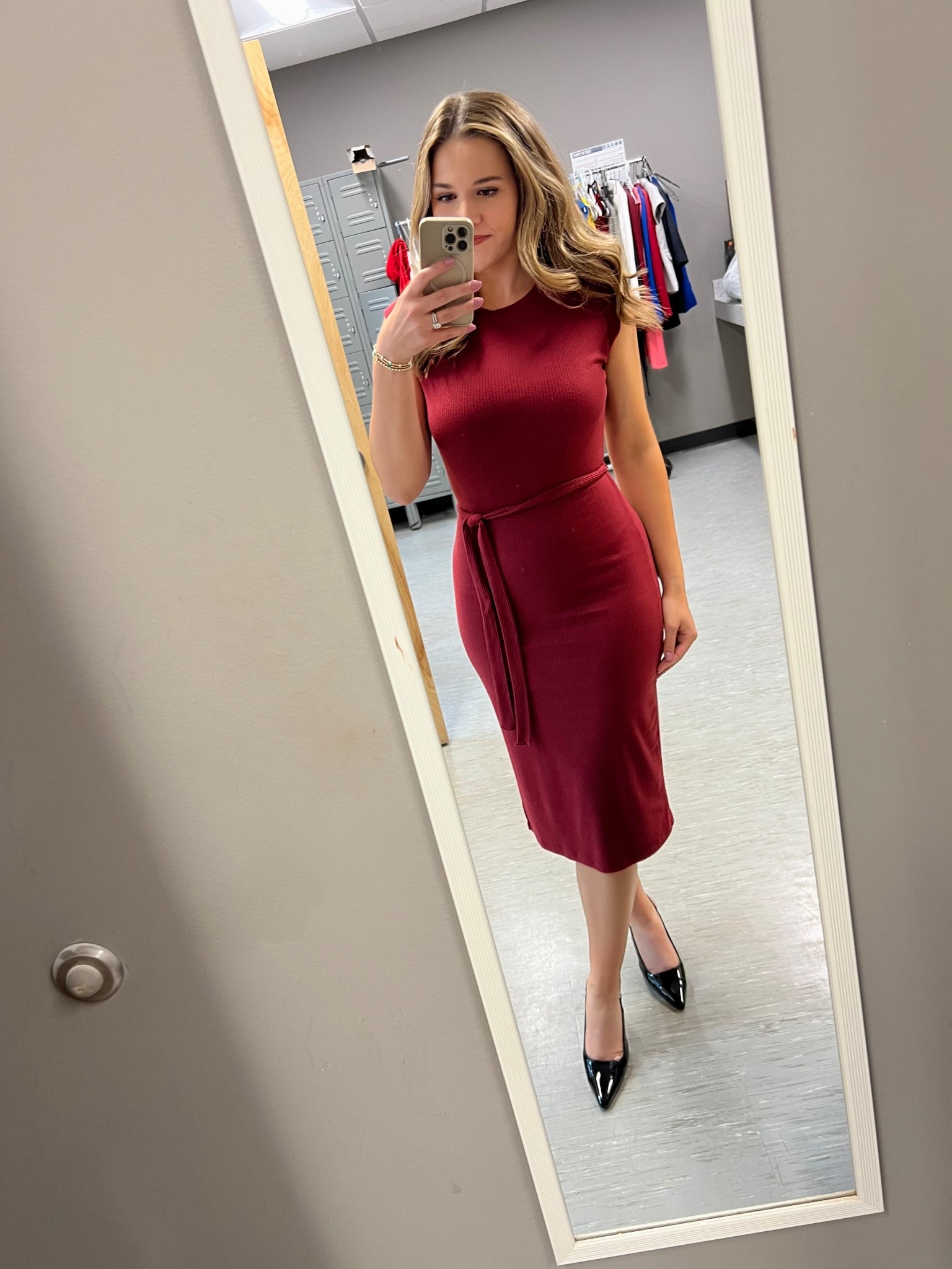 Original dress was Francesca’s but isn’t sold anymore! Tons of great affordable finds that are very similar! Wore this to anchor tonight 📺

#LTKWorkwear #LTKStyleTip