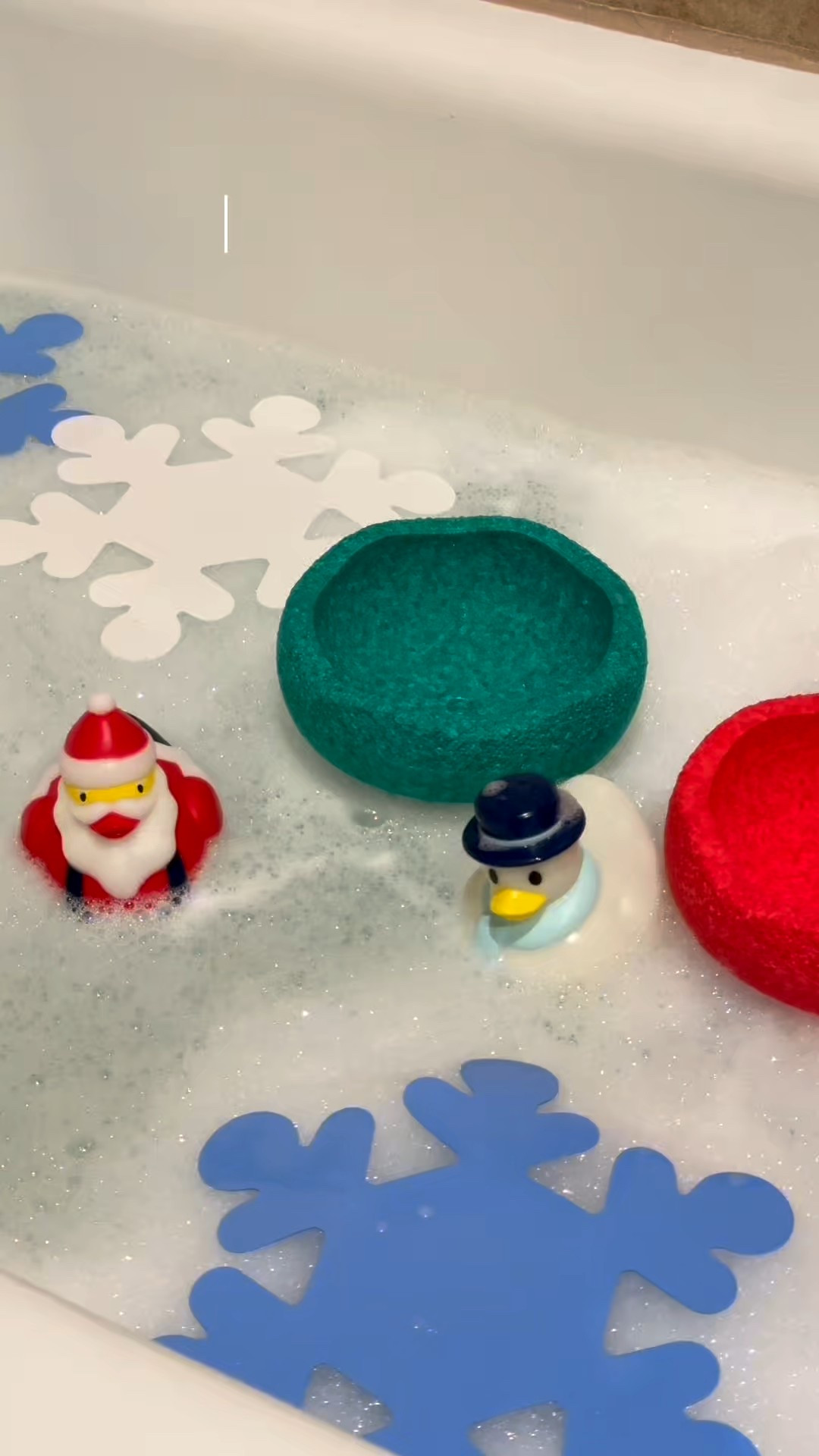 Christmas bath for toddlers & kids! 

#LTKSeasonal #LTKKids #LTKHoliday