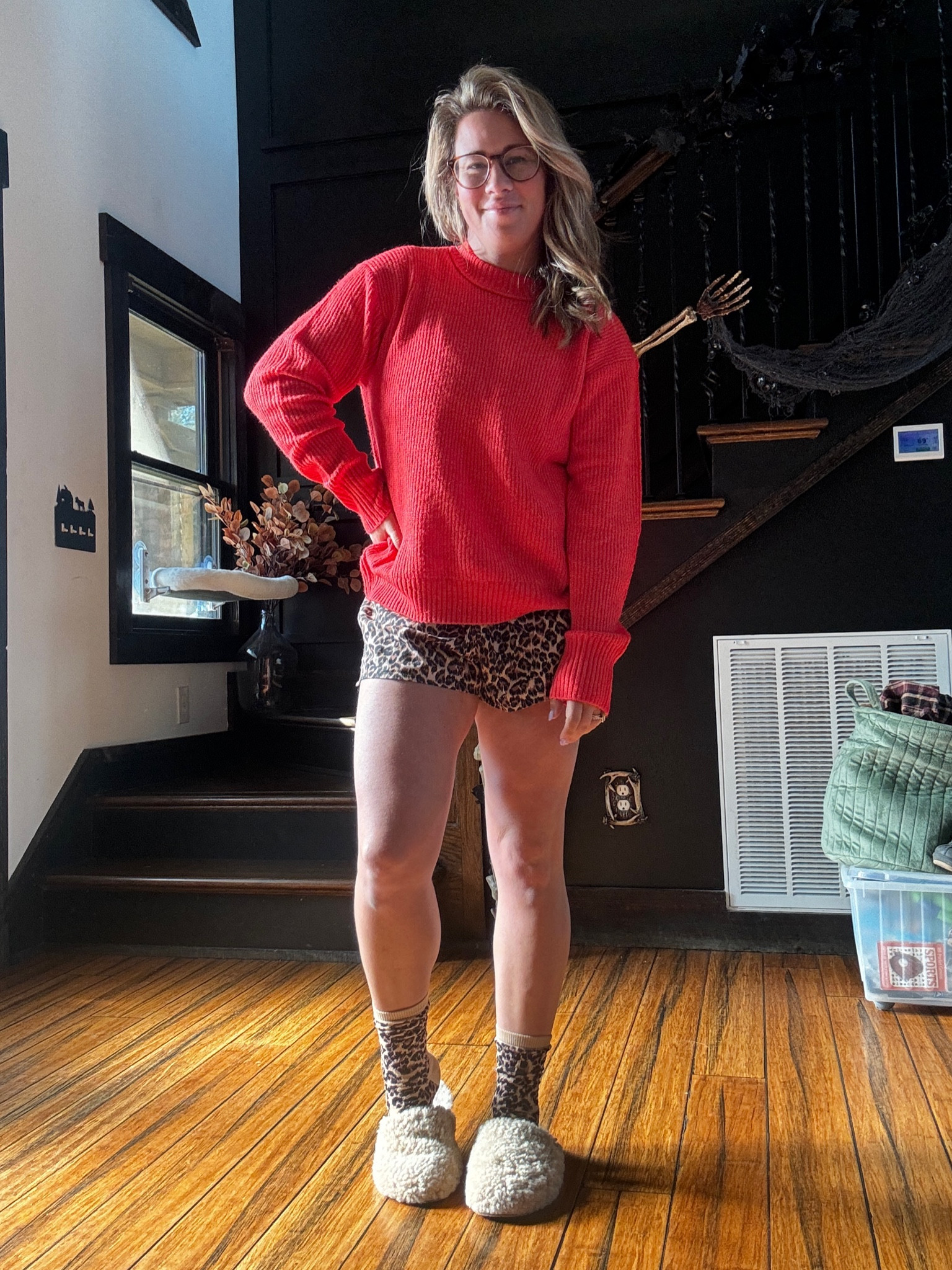 Aerie’s new holiday lounge is 🥰🥰🥰🥰

Leopard pjs, boxer shorts, red sweater, leopard socks, lounge wear, style over 30, casual look, comfy outfit 

#LTKFindsUnder50 #LTKHoliday #LTKStyleTip