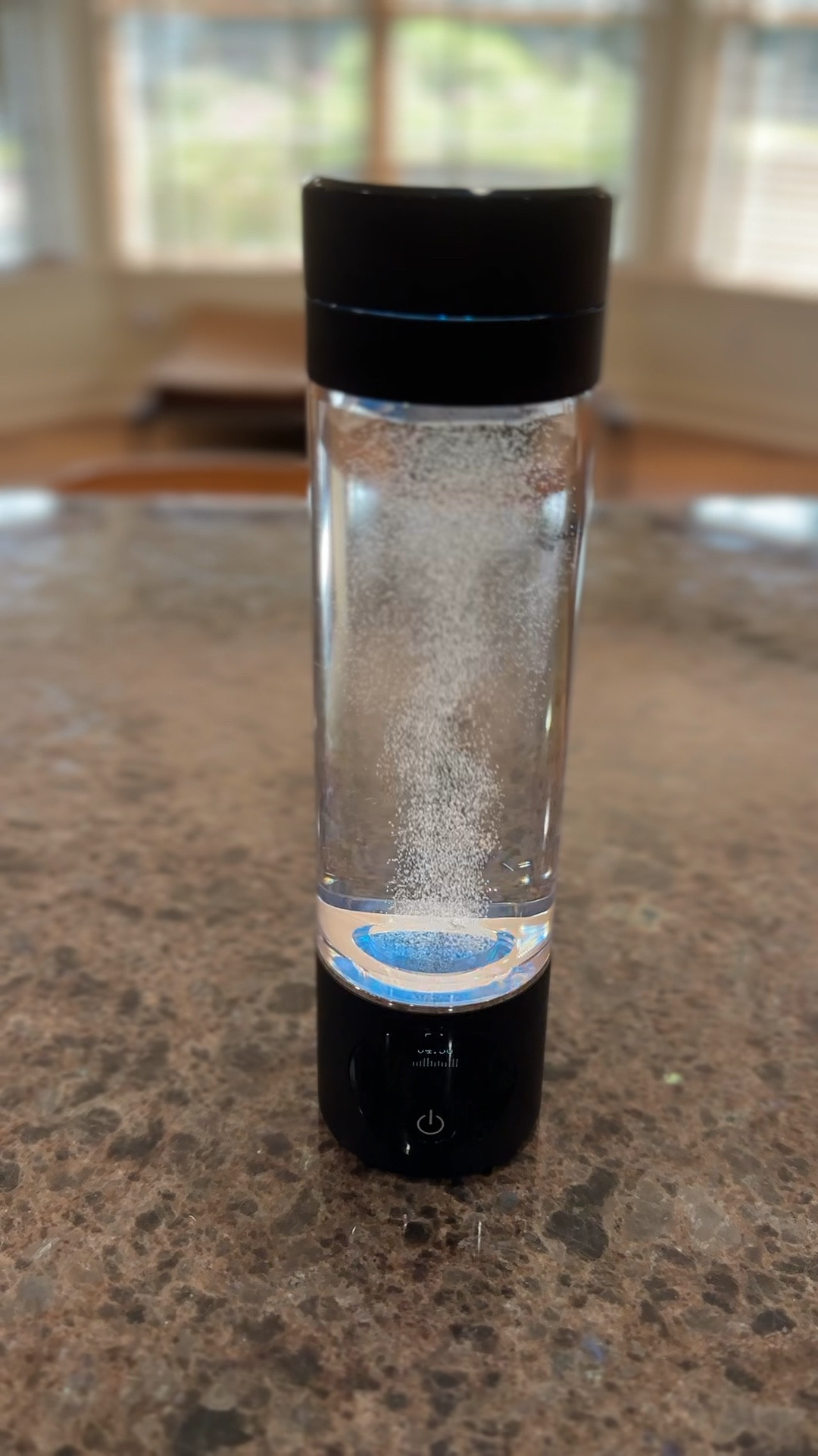 hydrogen water bottle 💦 a whole new level of drinking water

the benefits?

- balance ph levels
- detox the body
- better hydration 
- aids with weight loss
- boosts immune health
- powerful antioxidants
- great for anyone, especially individuals looking level up

$15 dollars off right now

#LTKActive #LTKSaleAlert #LTKFitness