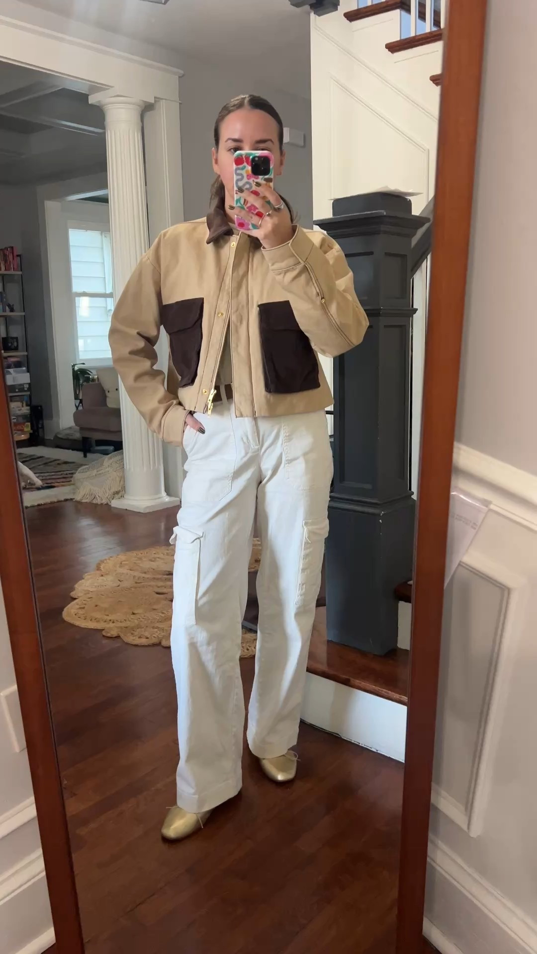 neutral outfit for Monday errands.

cargo pants. Chore jacket. cropped chore jacket. brown chore jacket. cream cargo pants. gold flats. gold ballet flats. casual style. fall outfit. rent the runway. hudson jeans. target style. Mansur Gavriel. 

 

#LTKootd #LTKStyleTip #LTKShoeCrush