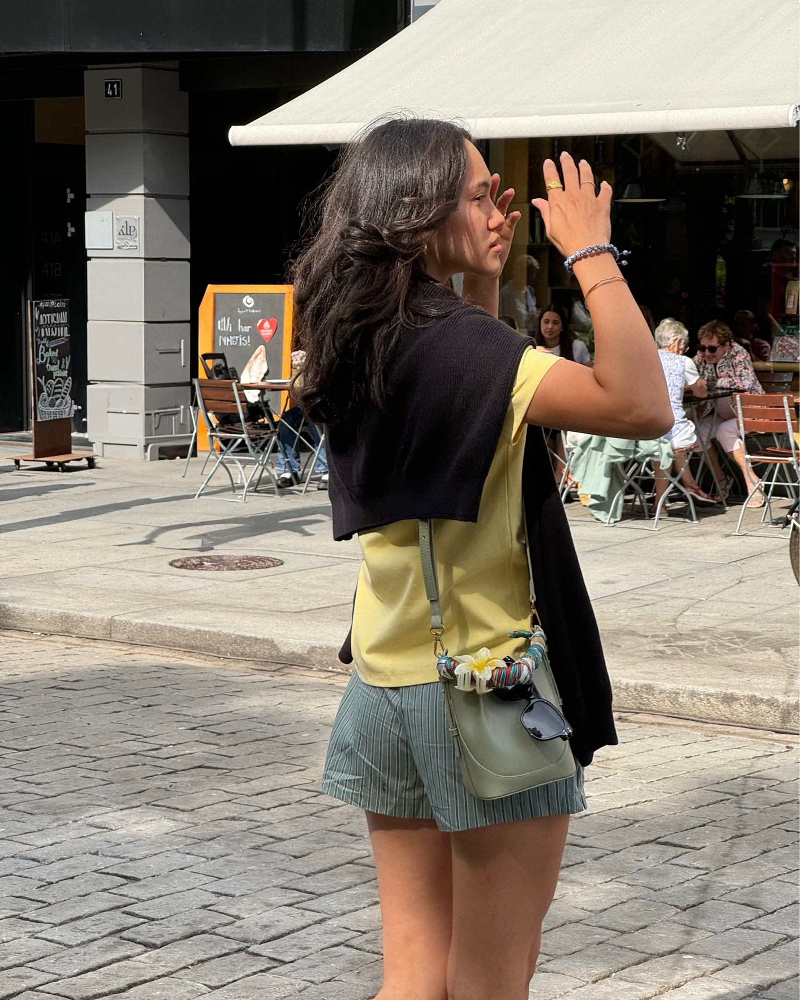oslo fiiit hihi: in looove with butter / lemon yellow right nooow hihi 👉🏻👈🏻 also this super cute pull and bear shorts are soo cozy! I‘m obsessedddd 

#oslo #norway #shorts #yellow #butteryellow #pullandbear #pullandbearcommunity #sommeroutfit #scandi #scandistyle #lemonyellow

#LTKdeutschland #LTKeurope #LTKsummer