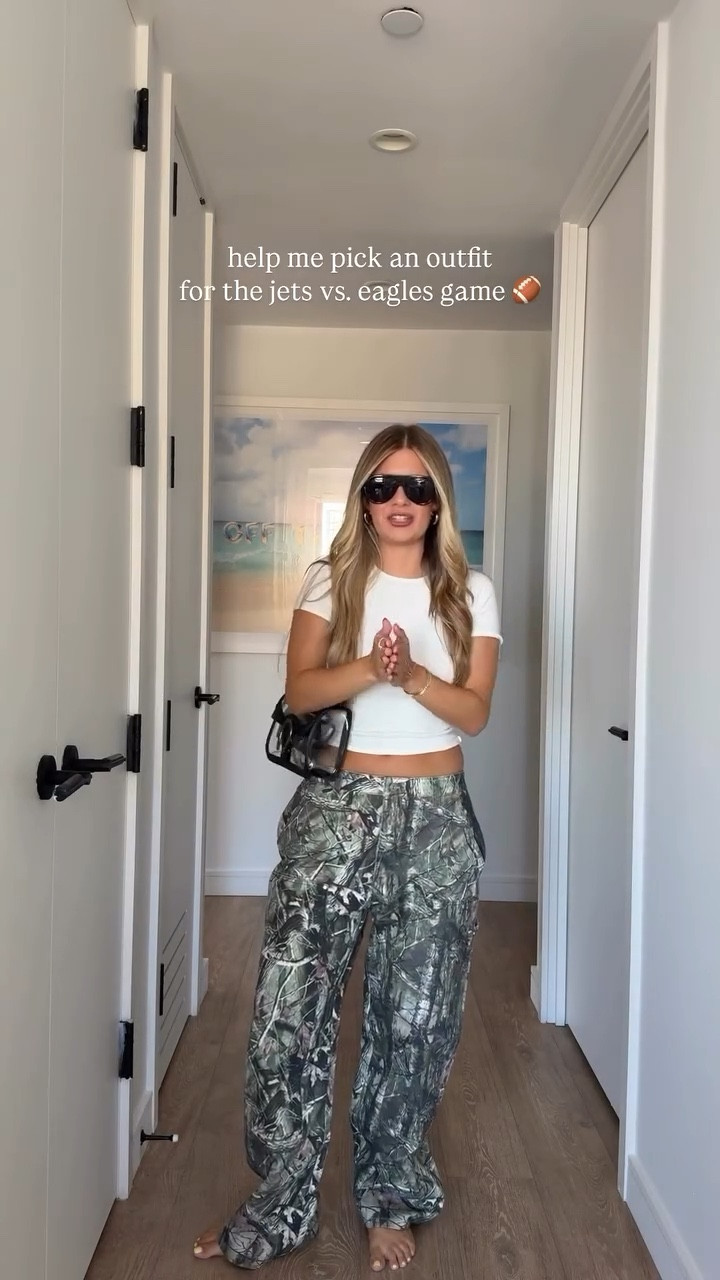 help me pick an outfit for the jets vs eagles game! football season is so back 🏈

#LTKFindsUnder100 #LTKStyleTip #LTKSeasonal