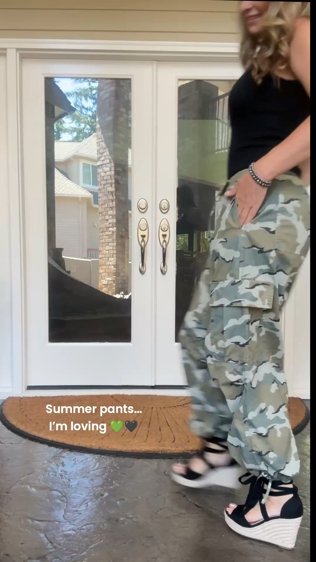 Camo cargo pants - yes, please! These balloon cargo pants with adjustable ankle ties are quickly becoming a fav of mine. Cute shape, comfortable & lightweight. Love that they can be easily dressed up a bit with wedges or worn with sneakers 💚🖤 Runs big - wearing size xs.

#LTKootd #LTKSaleAlert