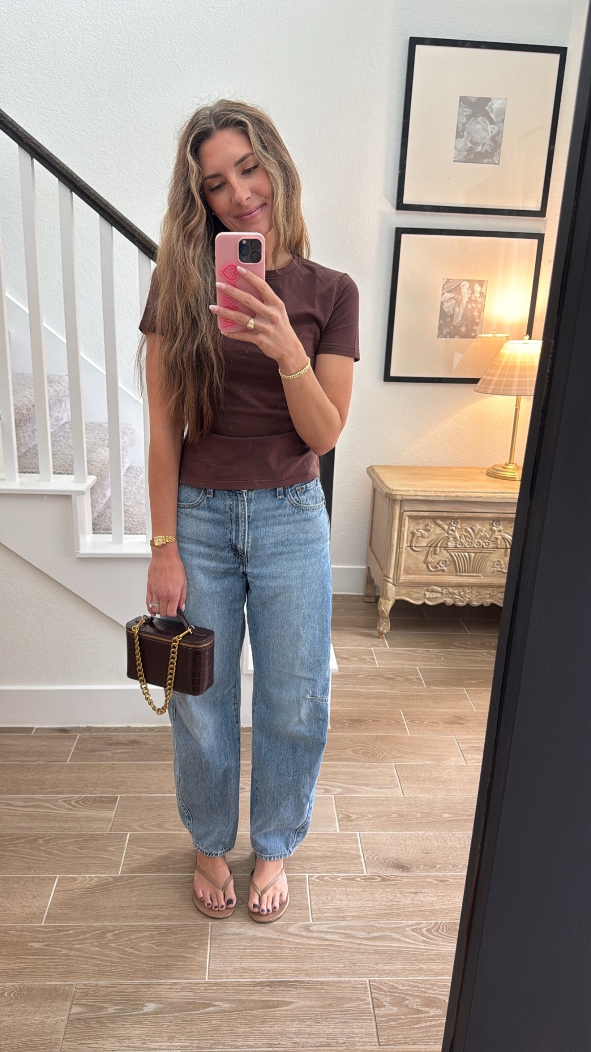 Cotton stretch tee size small tts & under $20! Cinch Levi’s tts 

#LTKootd #LTKmomlife