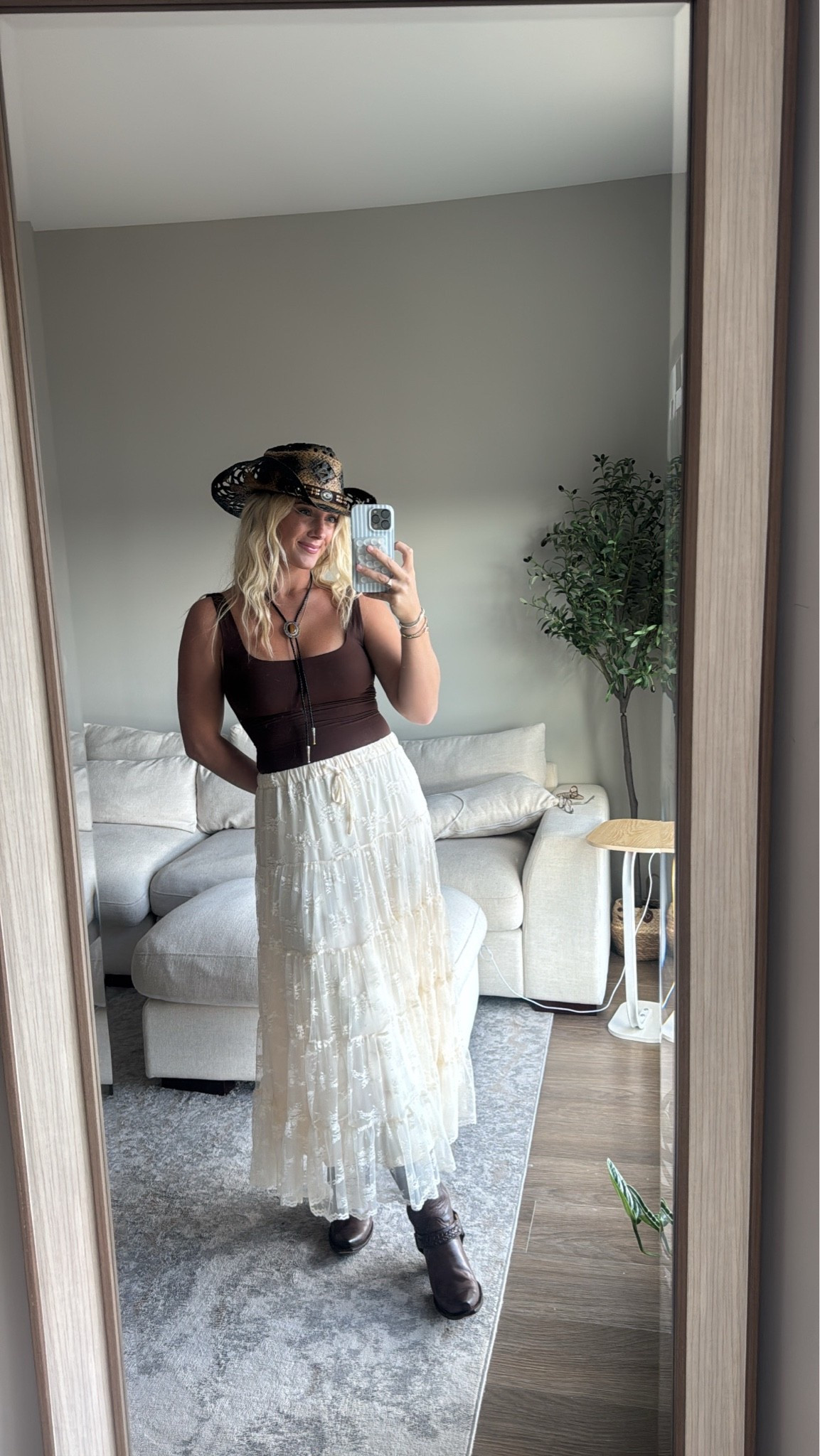 farmer chic look 🤎

#LTKootd #LTKdayinmylife