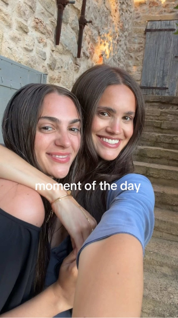 moment of the day is that I'm in France with my bestie and Jimmy Fairly!

#LTKdayinmylife #LTKgrwm #LTKootd