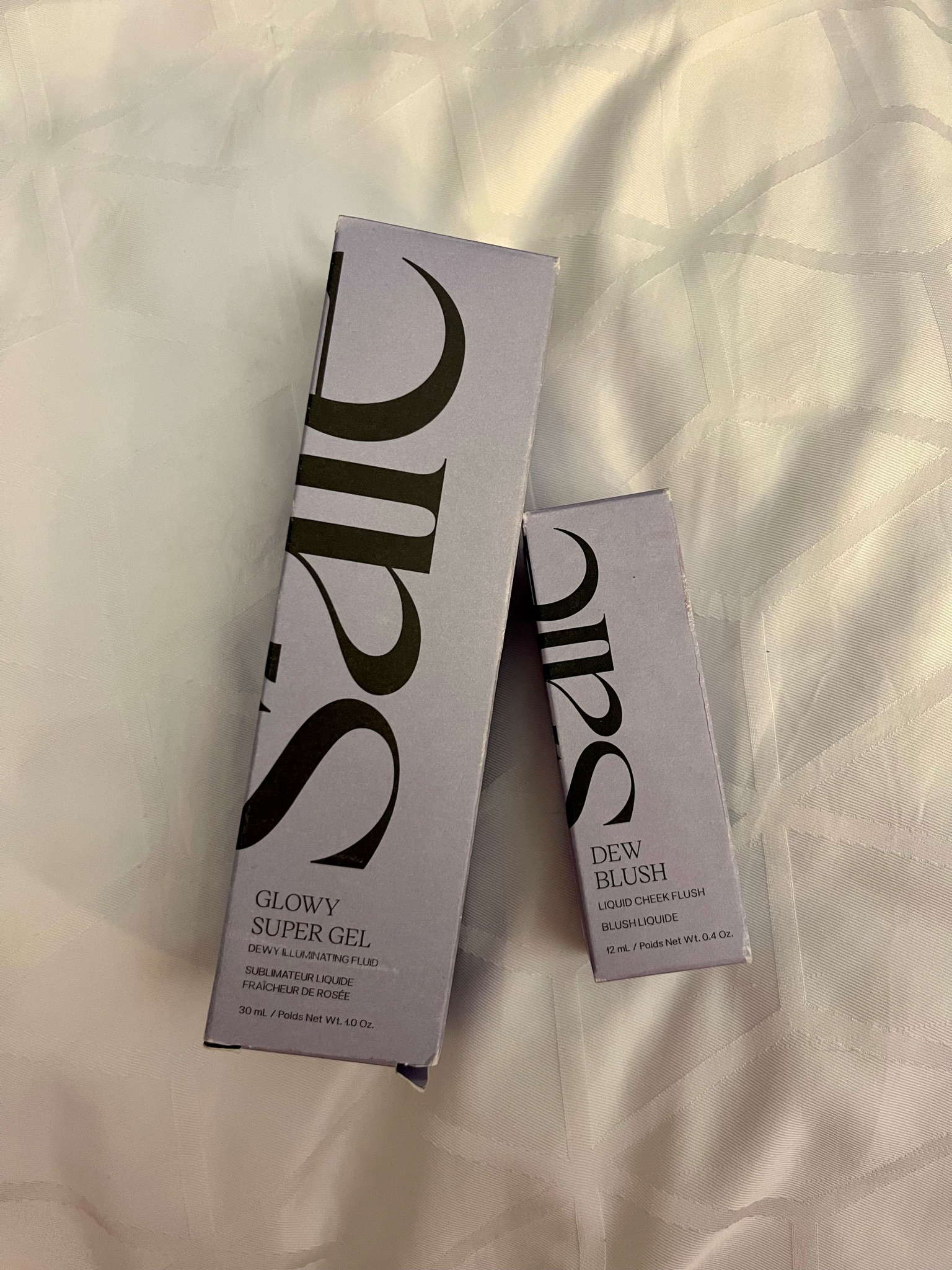 New saie products I’m really excited to try! 

Dew drops shade - sunglow 
Blush shade - chilly 

#LTKbeauty