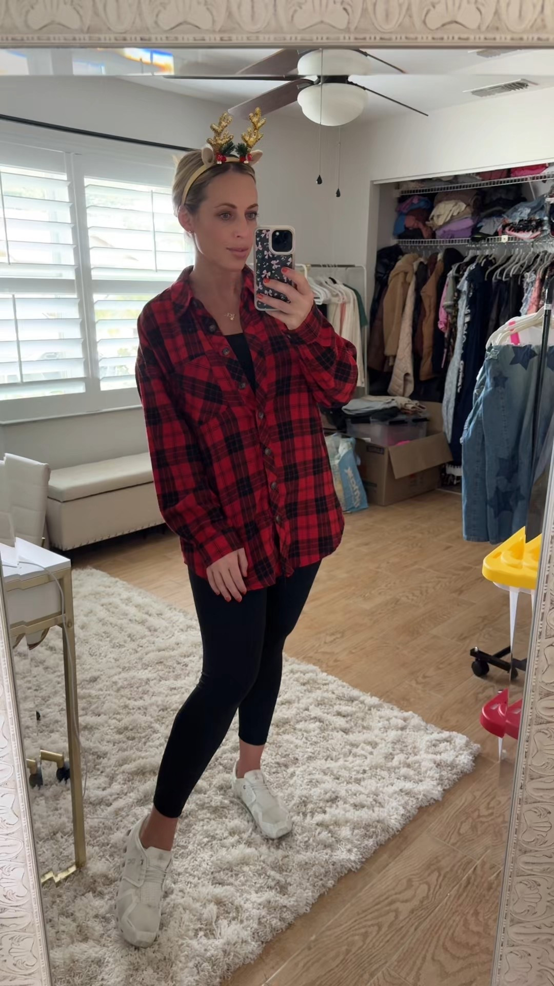 Holiday outfit 

#LTKFindsUnder50 #LTKootd #LTKHoliday