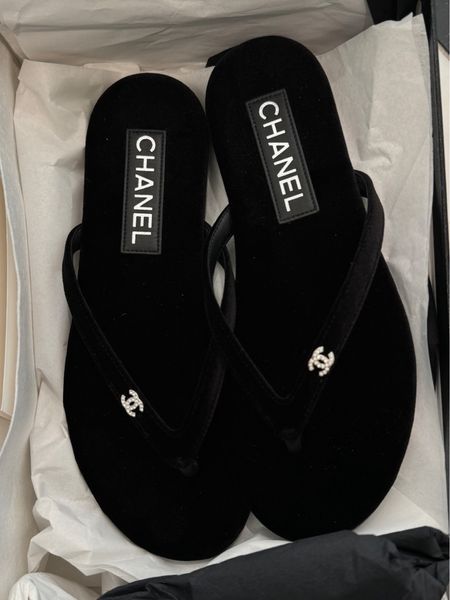 New Chanel sandals 🖤

#LTKshoecrush #LTKSeasonal #LTKstyletip