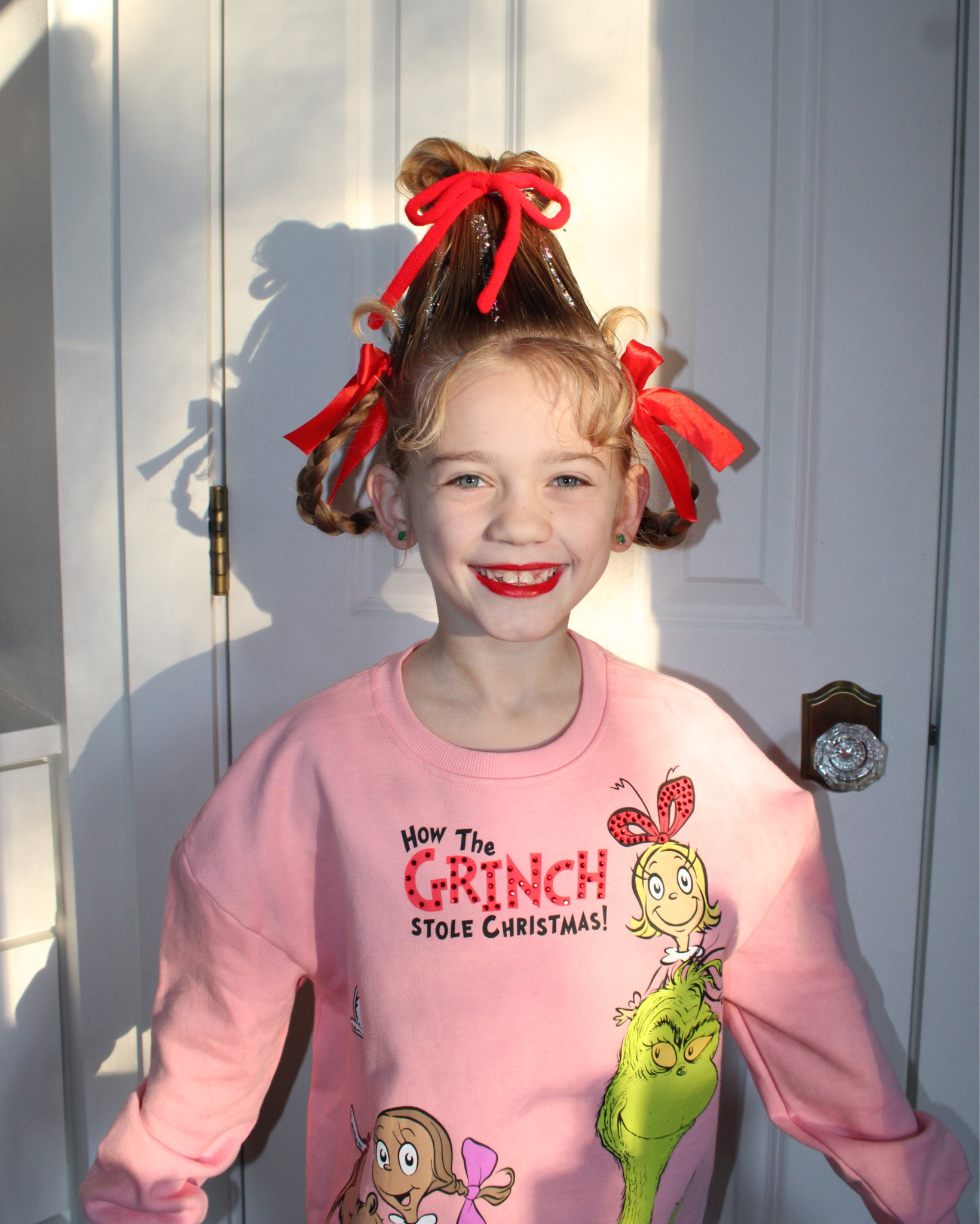 Pink Grinch sweatshirt 