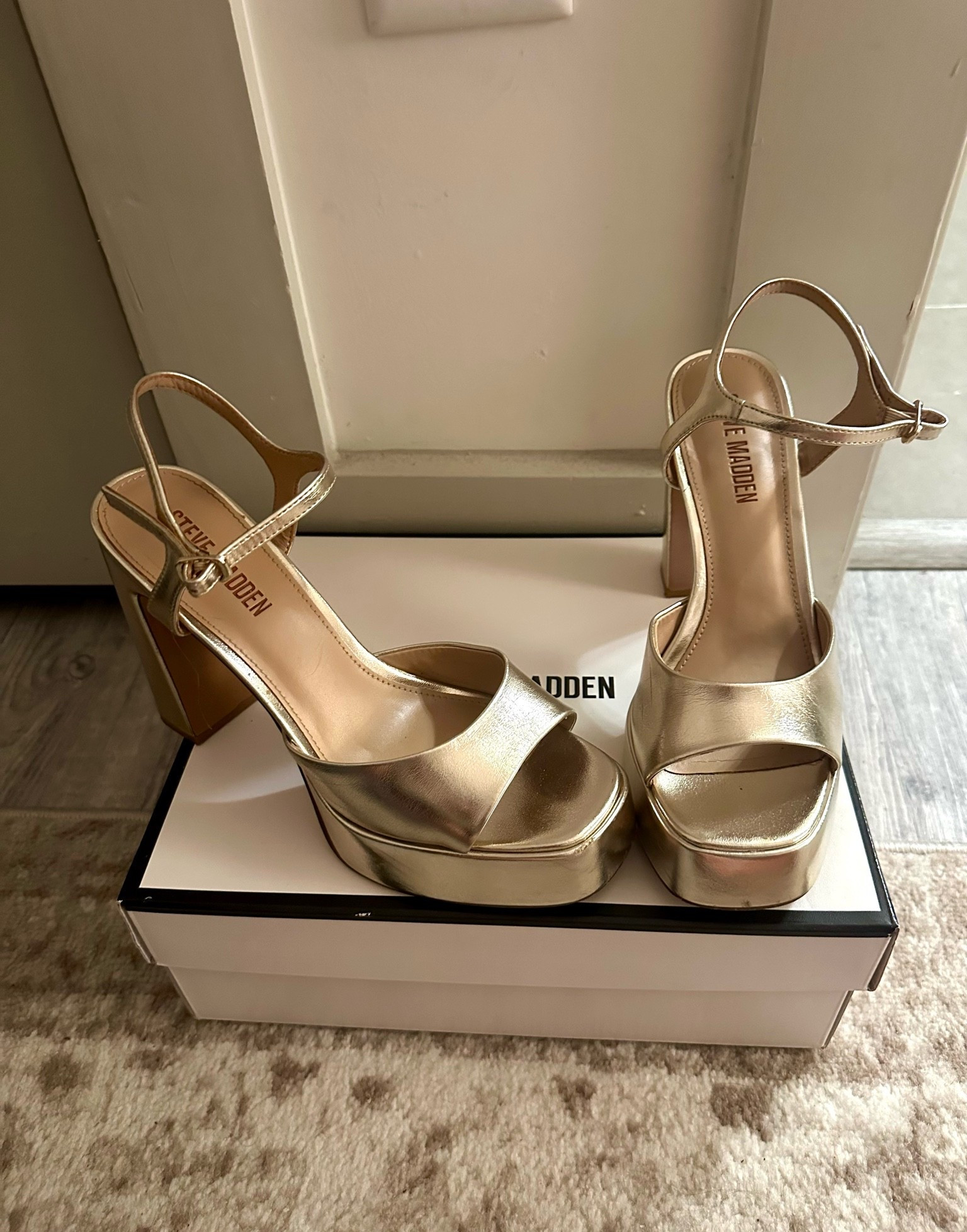 Found the perfect gold heels from Steve Madden!! Perfect for summer or a special occasion 💛

#LTKootd #LTKWedding #LTKgrwm