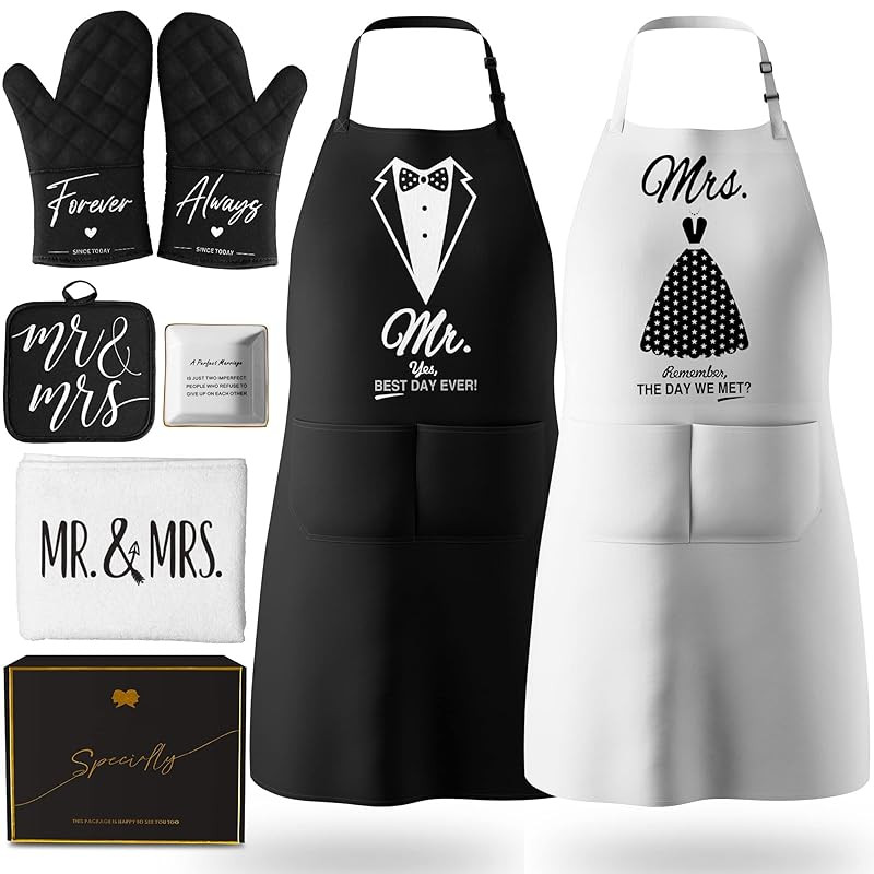 Mr and Mrs Aprons for Couples Gifts - Anniversary, Bridal Shower, Wedding, Engagement gifts for C... | Amazon (US)