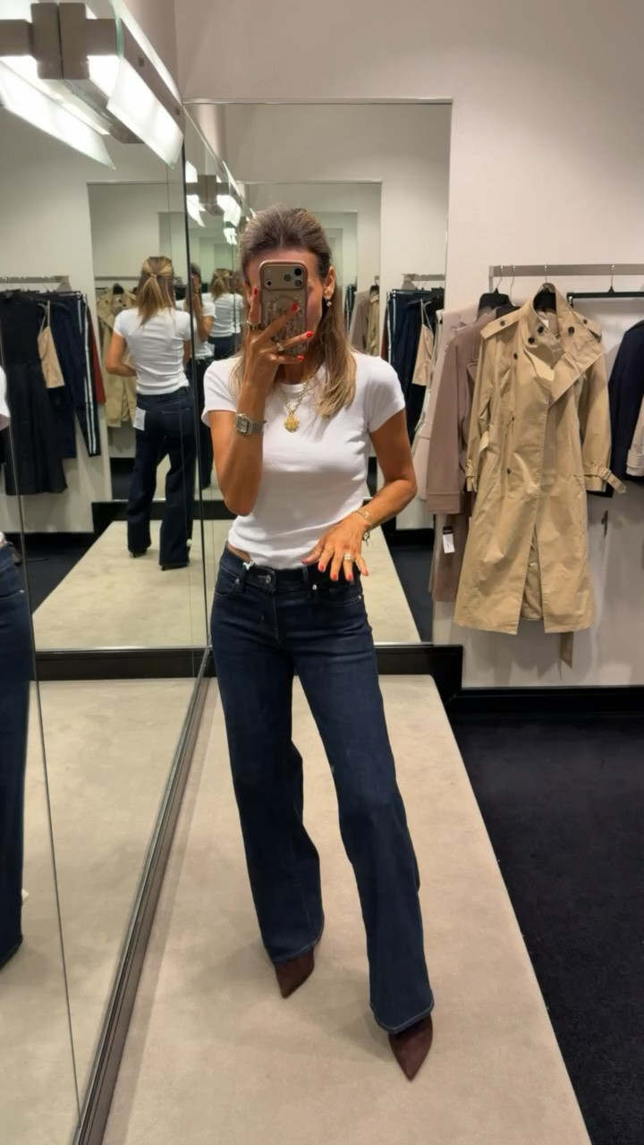 Living for these low rise jeans, super comfortable fit and stretchy, they make a great everyday jean

#LTKSaleAlert #LTKootd #LTKOver40