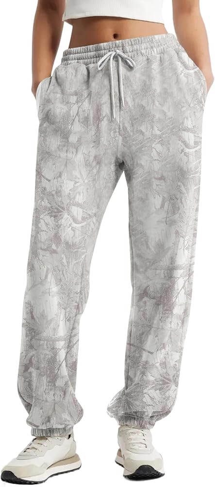 Casual Camo Sweatpants for Women Baggy Fleece Y2K Camouflage High Waisted Joggers Pants with Pock... | Amazon (US)