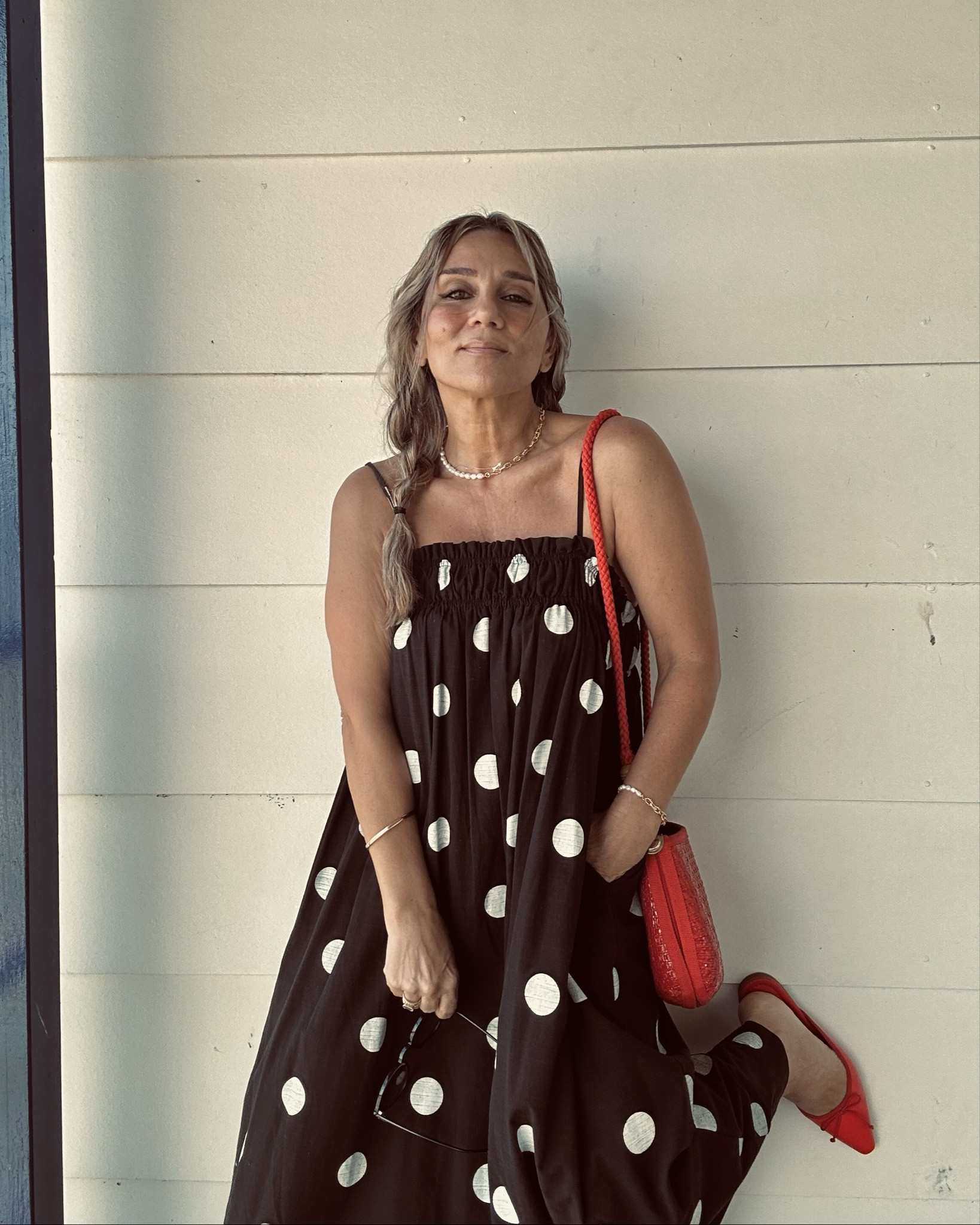 I’ll always love a pop of red ❤️

thrifted dress
Keneth cole shoes
vintage bag
oby jewelry


#LTKStyleTip #LTKOver40