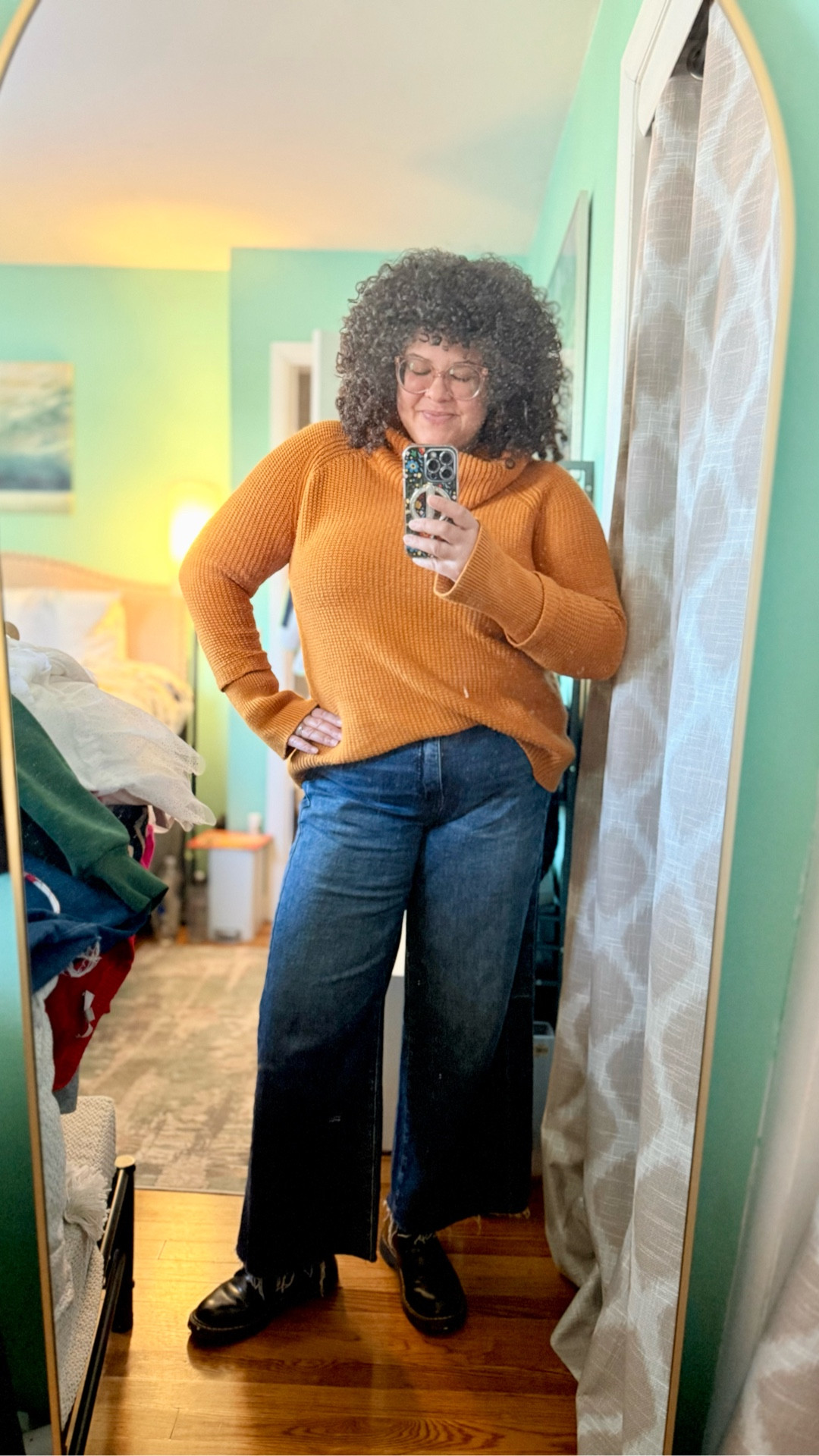Don’t miss the last day of Evereve’s extra 20% off sale items! #everevepartner

I snagged these Kut from the Kloth Meg jeans earlier this week and have zero regrets. 

Sale ends tonight! 

P.S. I’m wearing the 14.

#LTKMidsize #LTKSaleAlert #LTKFindsUnder100