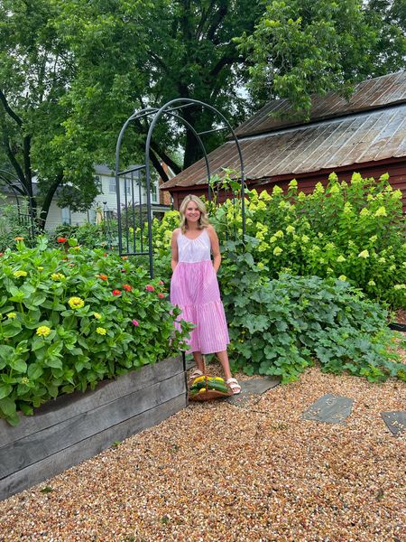Gardening in a dress might just be my new favorite thing 😍 #walmartpartner We came home from the beach and the garden has just absolute exploded with ALL the veggies and flowers! Now if we can get some ☀️ after all that rain we’ll be set! To shop my outfit plus more head to the LTK app!
@walmartfashion #walmartfashion


#LTKhome #LTKunder50 #LTKstyletip