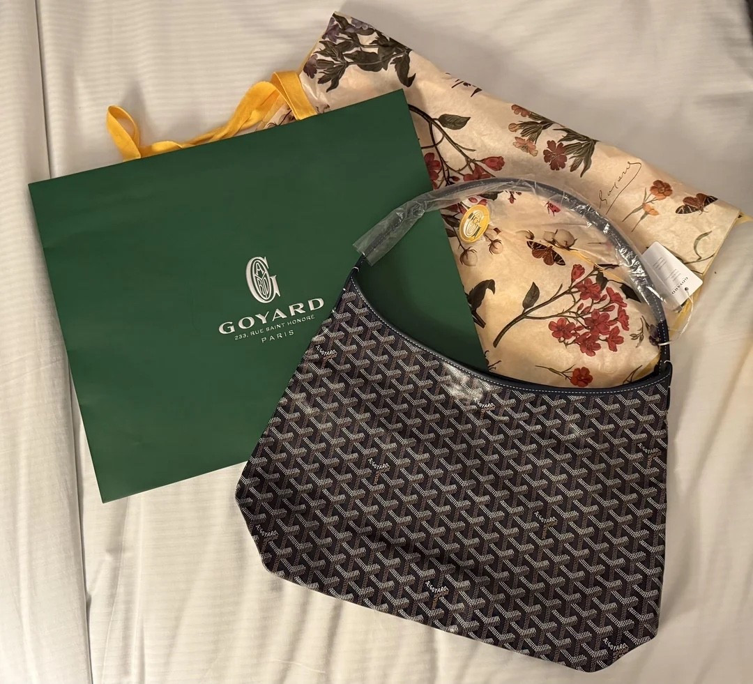 #goyardboheme #bohemebag #goyard can tell difference from one I bought in Paris #hobobag #goyarddupe #designerbag #goyardtote 

#LTKTravel #LTKWorkwear #LTKFindsUnder50