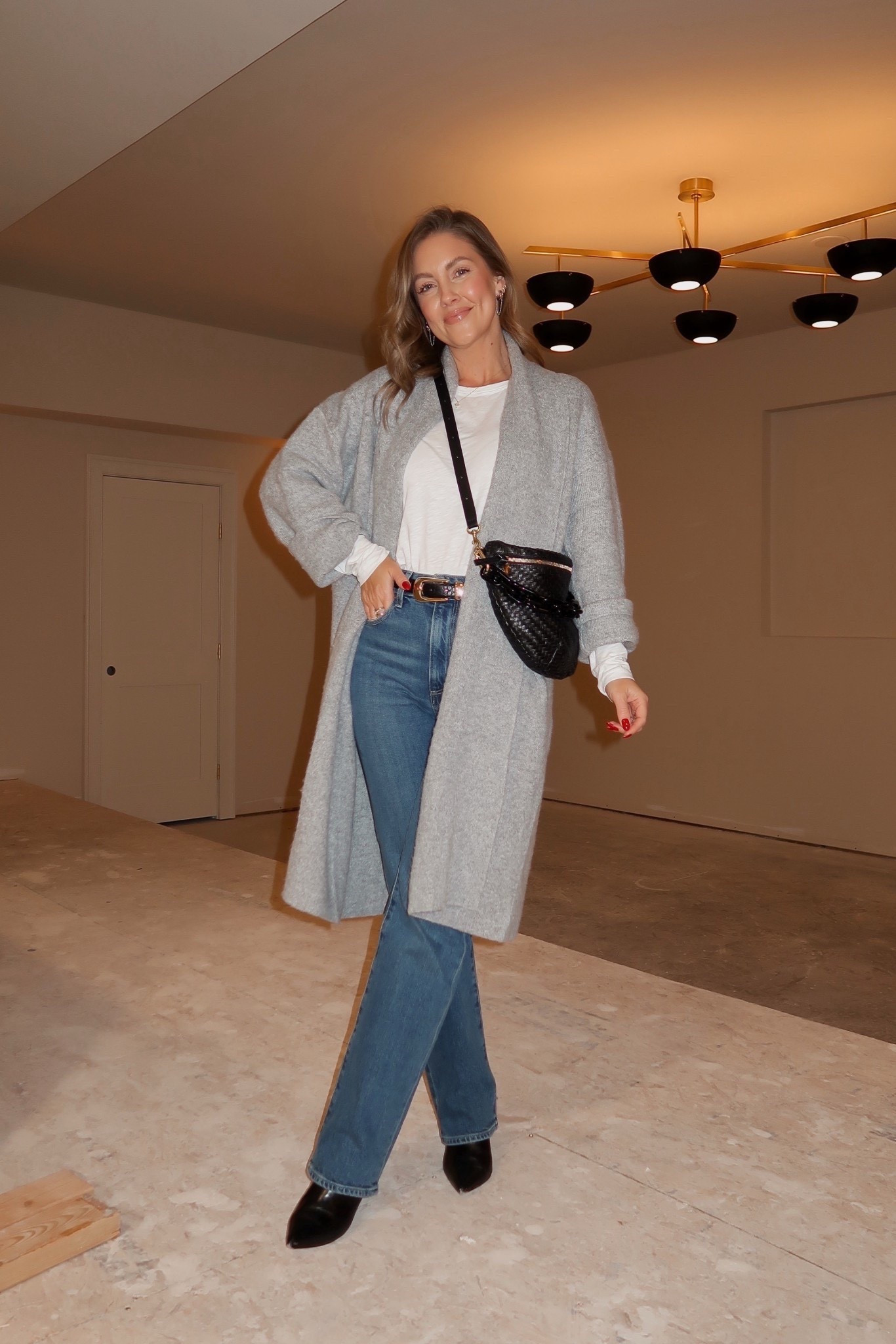 If you’re petite these straight leg jeans are perfect! 
Small Amazon cardigan / XS long sleeve tee / 25 jeans (true to size) ❤️

Amazon, Amazon cardigan, long cardigan, jeans, petite, petite outfits, winter outfits, petite jeans, Amanda West, Almostreadyblog

#LTKPetite #LTKSaleAlert #LTKSeasonal