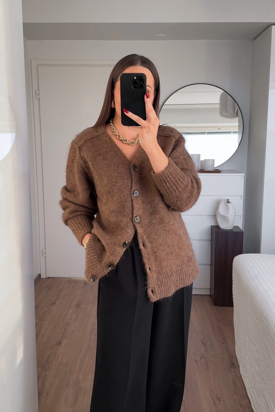 Mohair-blend cardigan 🤎
Wearing a size S

#LTKeurope #LTKwinter #LTKstyletip