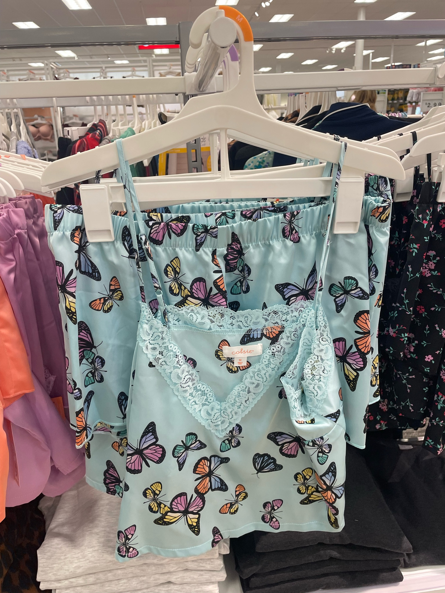 how perfect are these pjs 🦋 


#pajamas #butterfly #pajamaset #target

#LTKunder50 #LTKfit #LTKFind