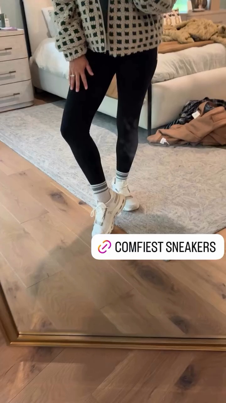 The most comfortable sneaker! TTS

#LTKootd #LTKmomlife #LTKActive