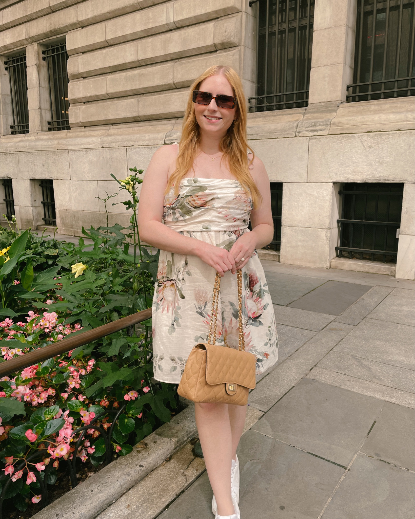 Express dress - size medium 
#express

#LTKFind #LTKunder50 #LTKsalealert