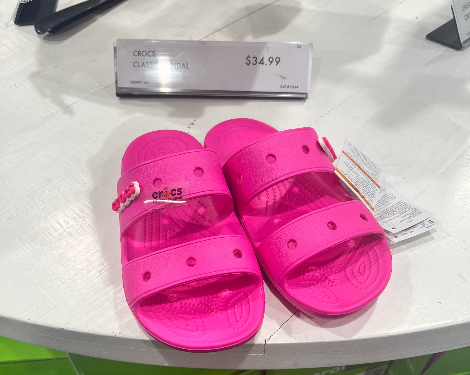 Ok this color👩🏻‍🍳💋 and so comfortable, perfect for summer which hopefully just around the corner! #crocs #dsw #sandals 

#LTKSale #LTKGiftGuide #LTKSeasonal