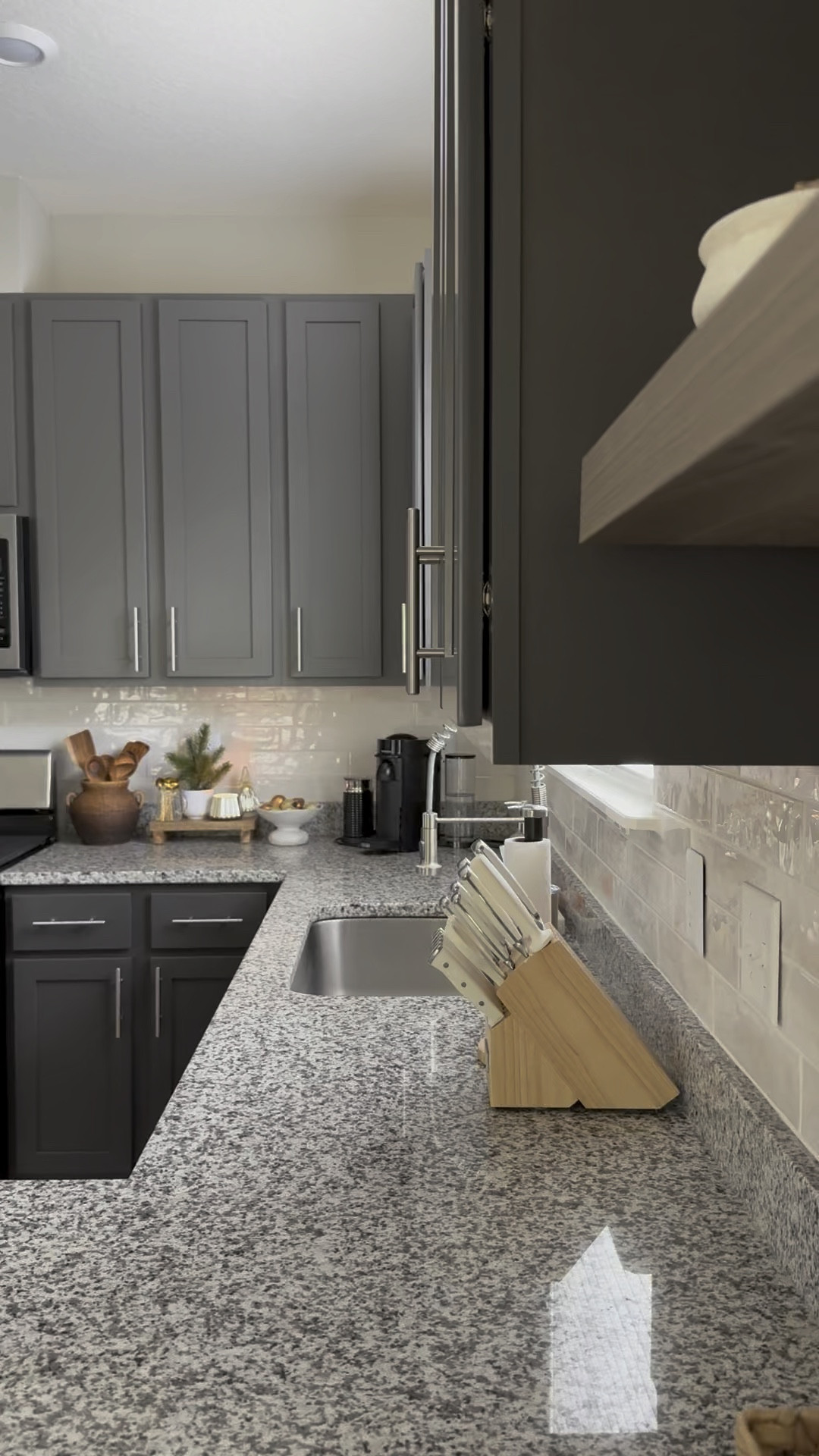 Obsessed with this backsplash! It’s timeless & you won’t believe the price! Kitchen backsplash, kitchen decor 

#LTKhome