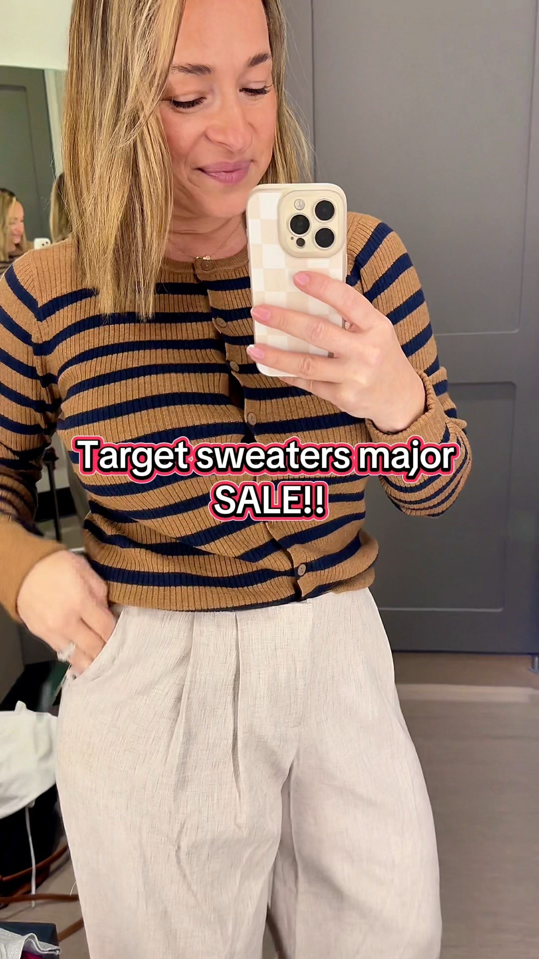 🔥🔥 Grab these now they are selling fast for the fall season. Now huge SALE ON SWEATERS!!! 🔥🔥