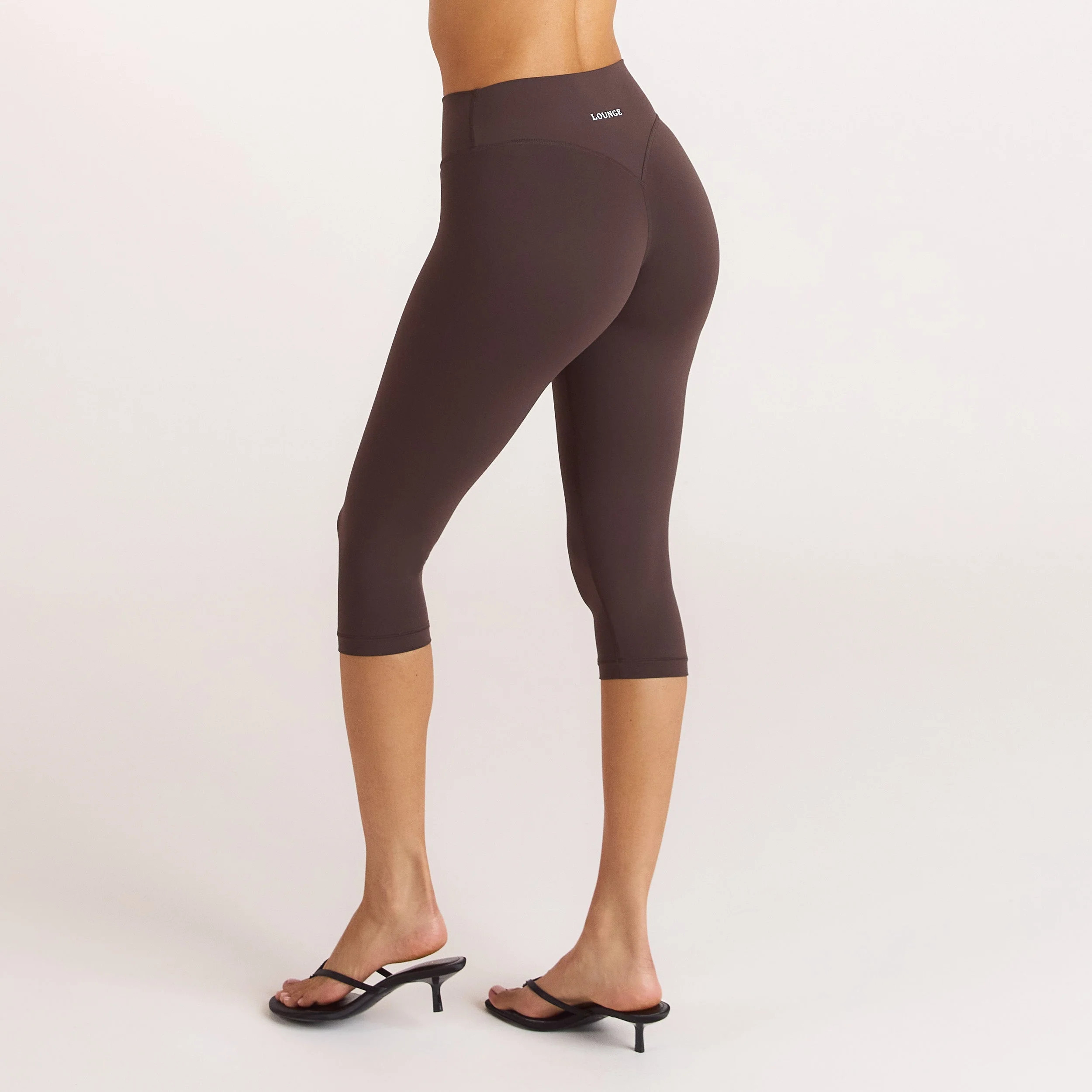 ContourSoft\u2122 Capri Leggings - Dark Chocolate | Lounge (US)