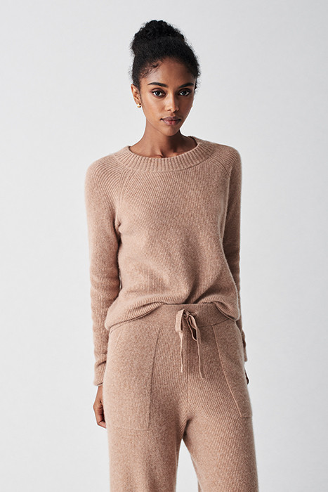 CLOUD CASHMERE CREW ALMONDINE | Faherty | Otrium | Otrium US