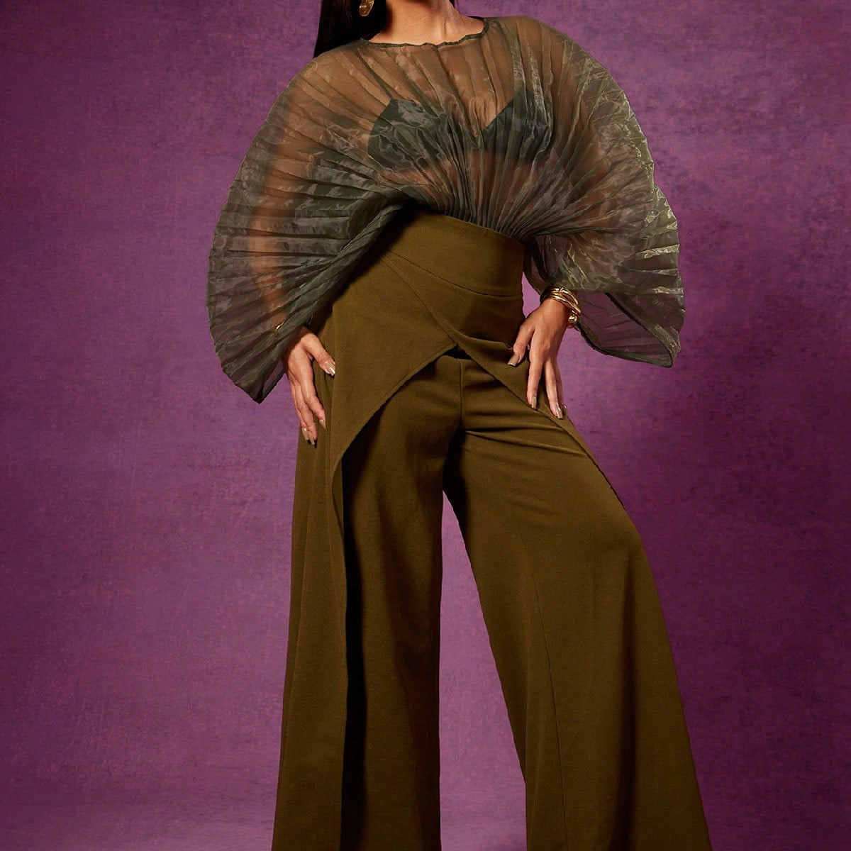 Vixey Solid Sheer Pleated Organza Draped Sleeve Bodysuit | SHEIN