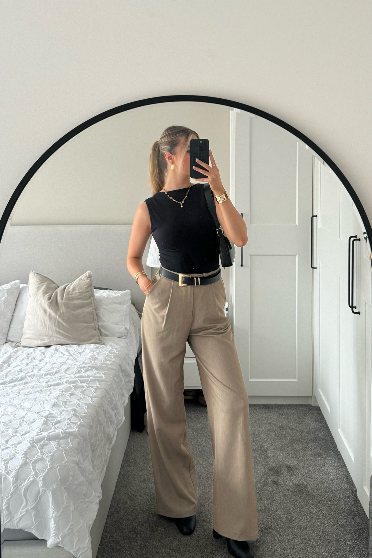 Neutral outfits👜

#LTKstyletip #LTKeurope #LTKworkwear