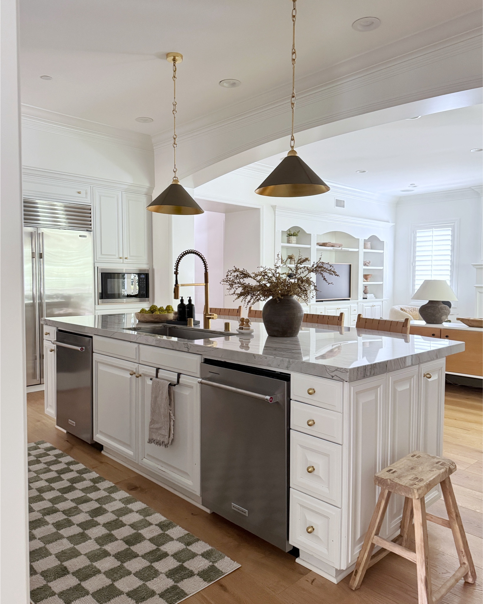 Rug runners from Mark & Day!