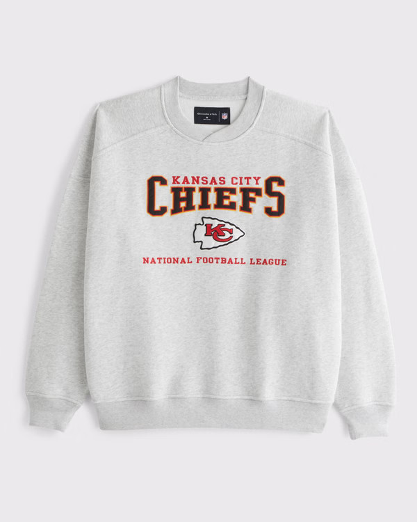 NFL Kansas City Chiefs Graphic Crew Sweatshirt | NFL Kansas City Chiefs | Abercrombie.com | Abercrombie & Fitch (US)