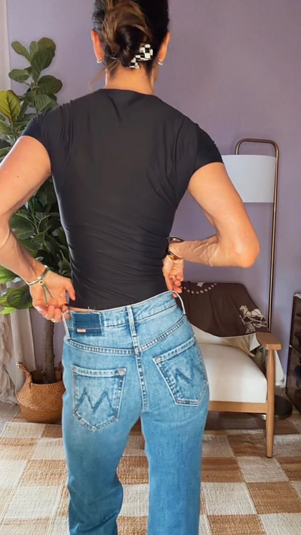 If a pair of jeans could break the internet… it would be these. They’ve already done it once ⚡️

Wearing size 23, XS tee and S jacket 

#NicoleColeeStyle
#DenimDoneRight
#EverydayChic
#ElevatedBasics
#StyleOver40 

#DenimConnoisseur
#GRWM
#CasualCool
#WeekendStyle#LTKGiftGuide




#LTKootd #LTKgrwm #LTKdayinmylife