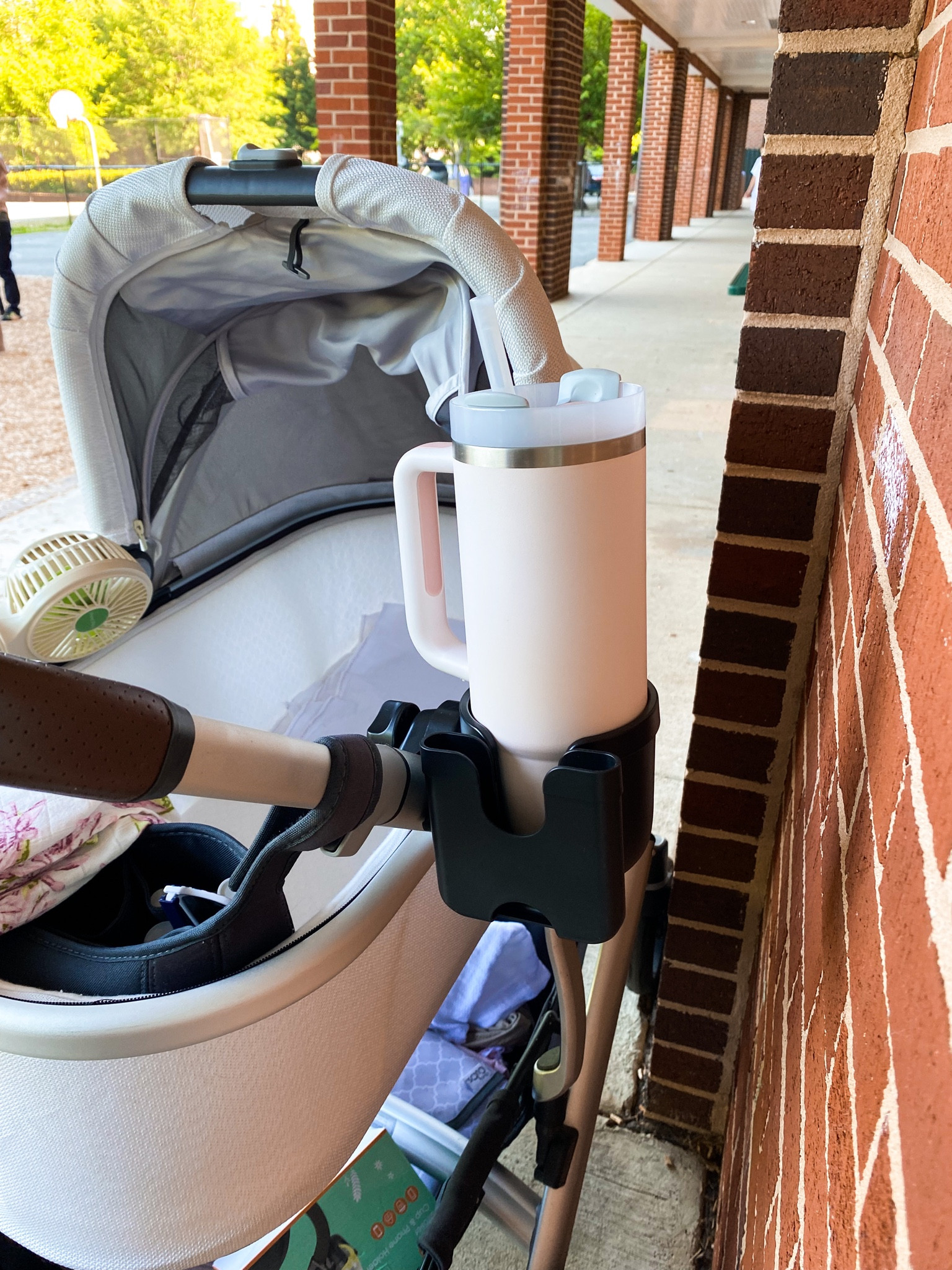 Replying to @user9935577553744 the best stroller cup holder 🙌🏼 #stan
