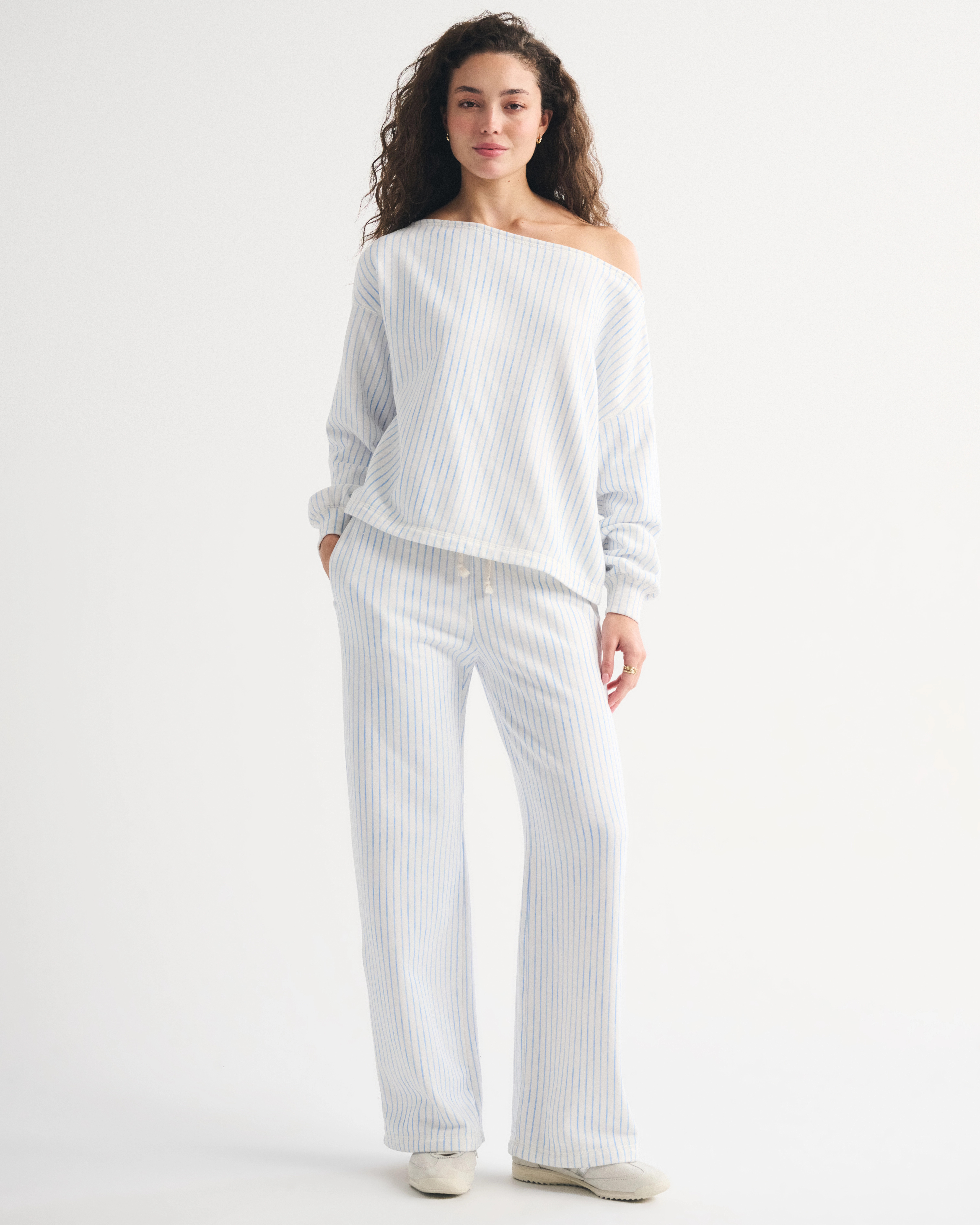 High Rise Sunday Terry Wide Leg Sweatpant | Abercrombie & Fitch (US)