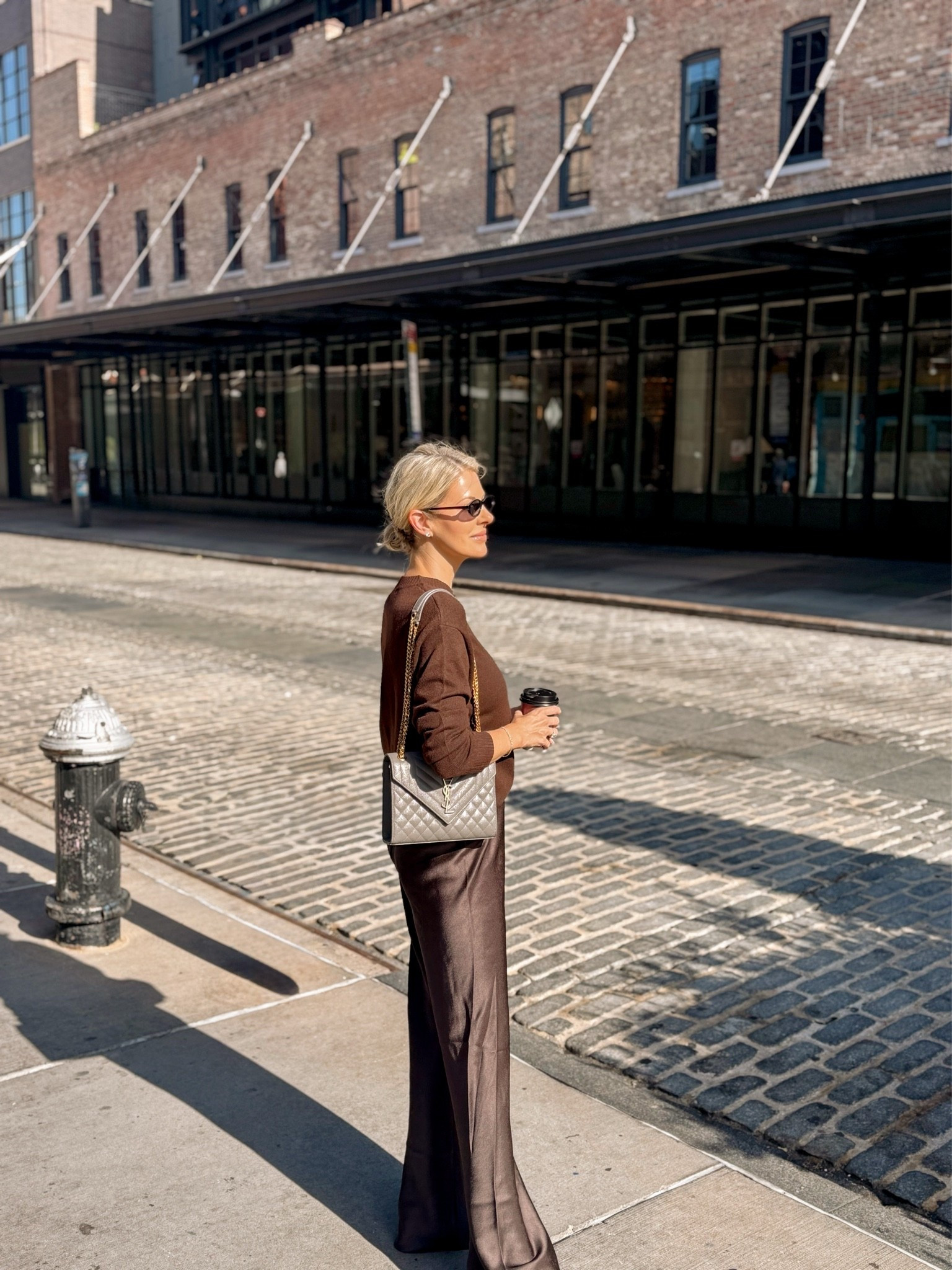 Easy, elevated, and still completely comfortable 🤎 This is the kind of everyday outfit I’ll be reaching for on repeat this fall. I love the warm fall tones, effortless layers, and how pulled together it looks without sacrificing comfort. The perfect fall-forward look for errands, lunch, travel, or just an everyday moment when you want to feel a little more polished. Linking the full look here!

#LTKNYFW #LTKootd #LTKSeasonal
