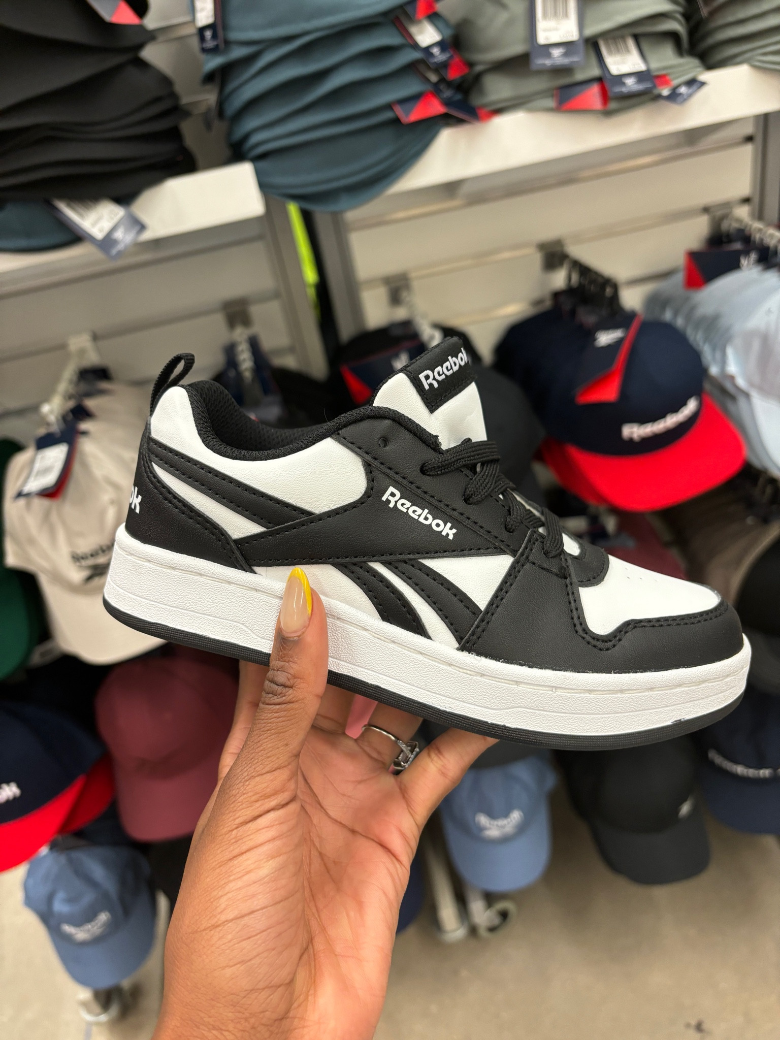 My 9 year olds current favorite 💙😎

#LTKkids #LTKshoecrush #LTKfindsunder50