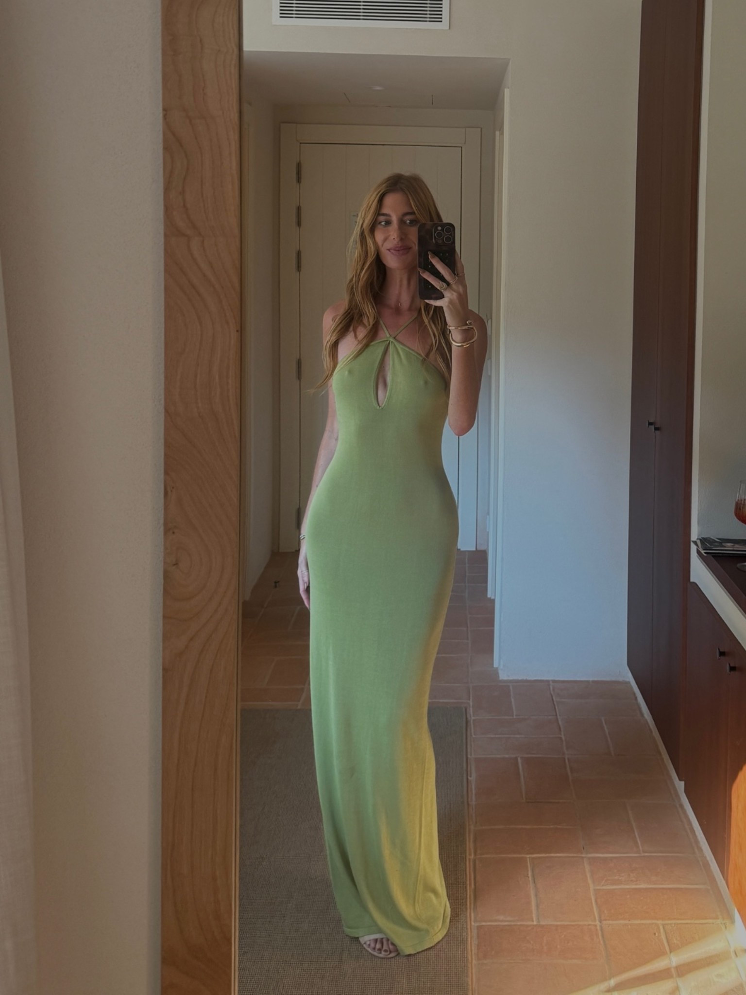 wedding guest dress for vvvvv high temps !! #weddingguestdress #weddingguest