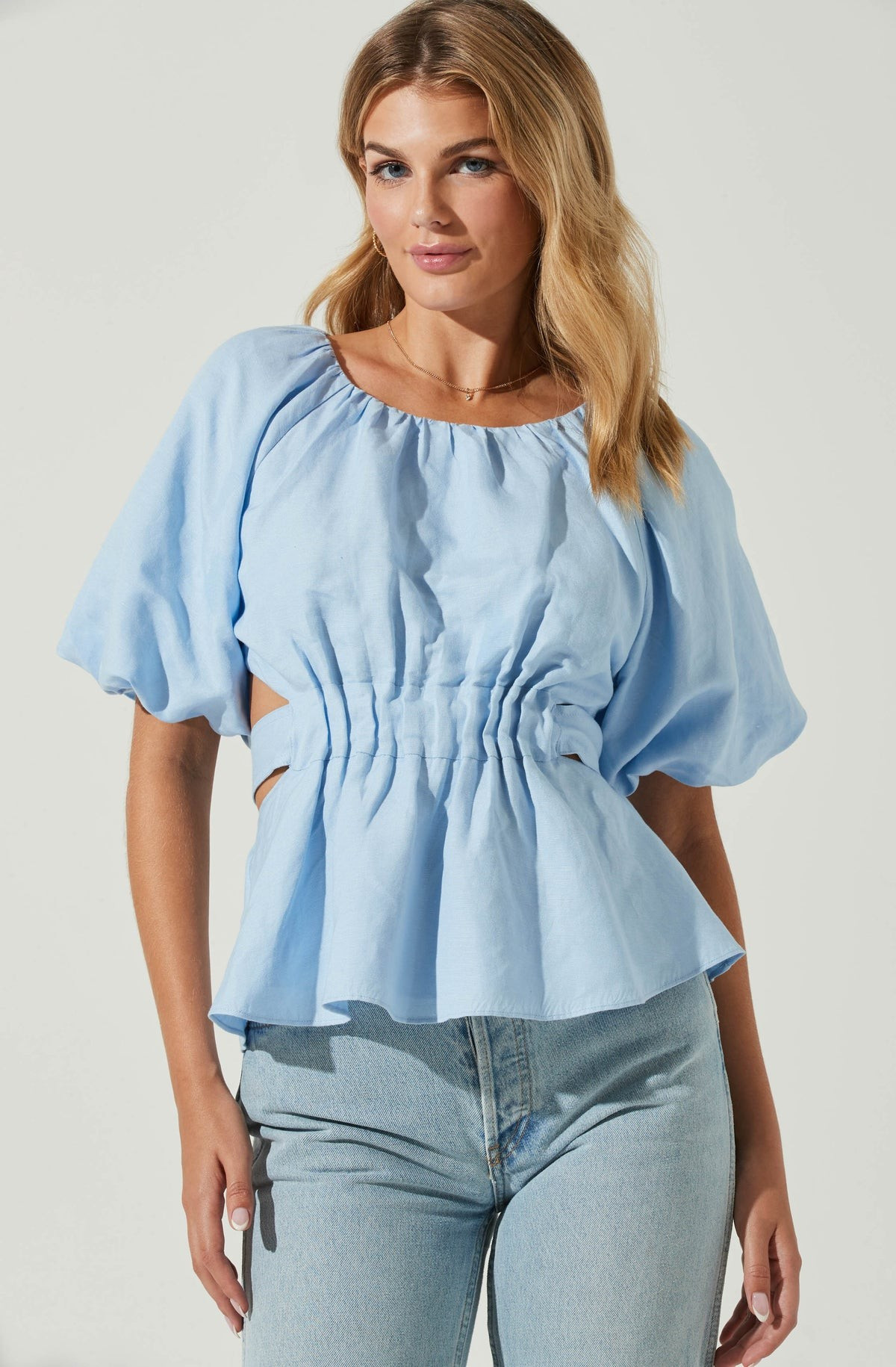 Vendetti Cutout Puff Sleeve Top | ASTR The Label (US)