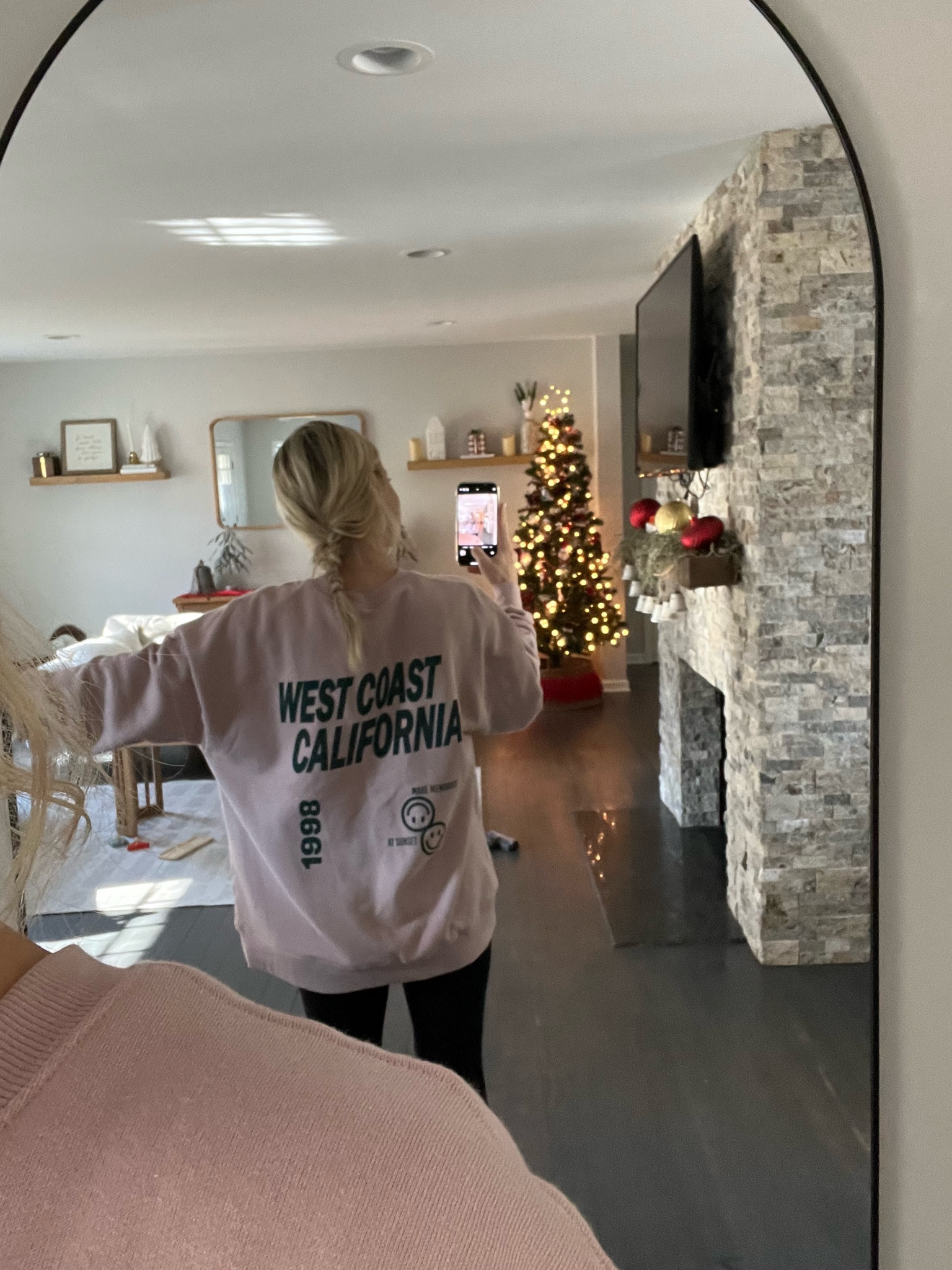 Target oversized sweatshirt wearing a small it’s oversized 