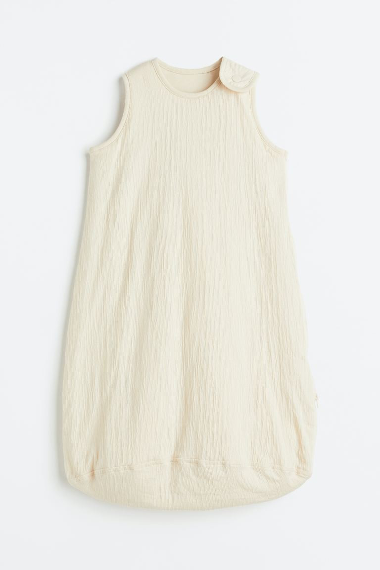 Crinkled sleep bag | H&M (UK, MY, IN, SG, PH, TW, HK)