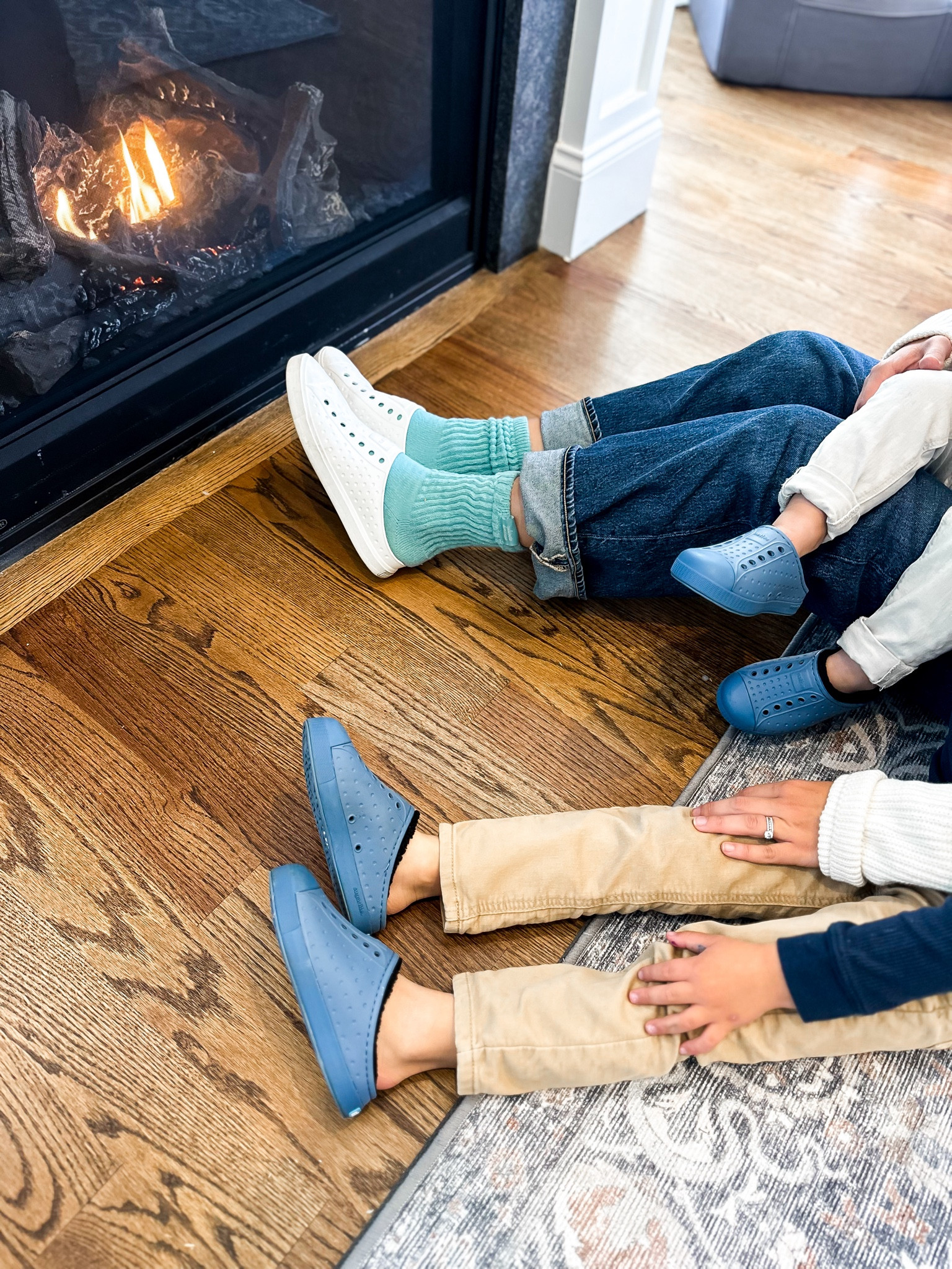 Native black Friday sale is happening now! The Cozy Jeffersons are the best indoor/outdoor slipper. I love that the smaller toddler sizes have a back to keep them on. 